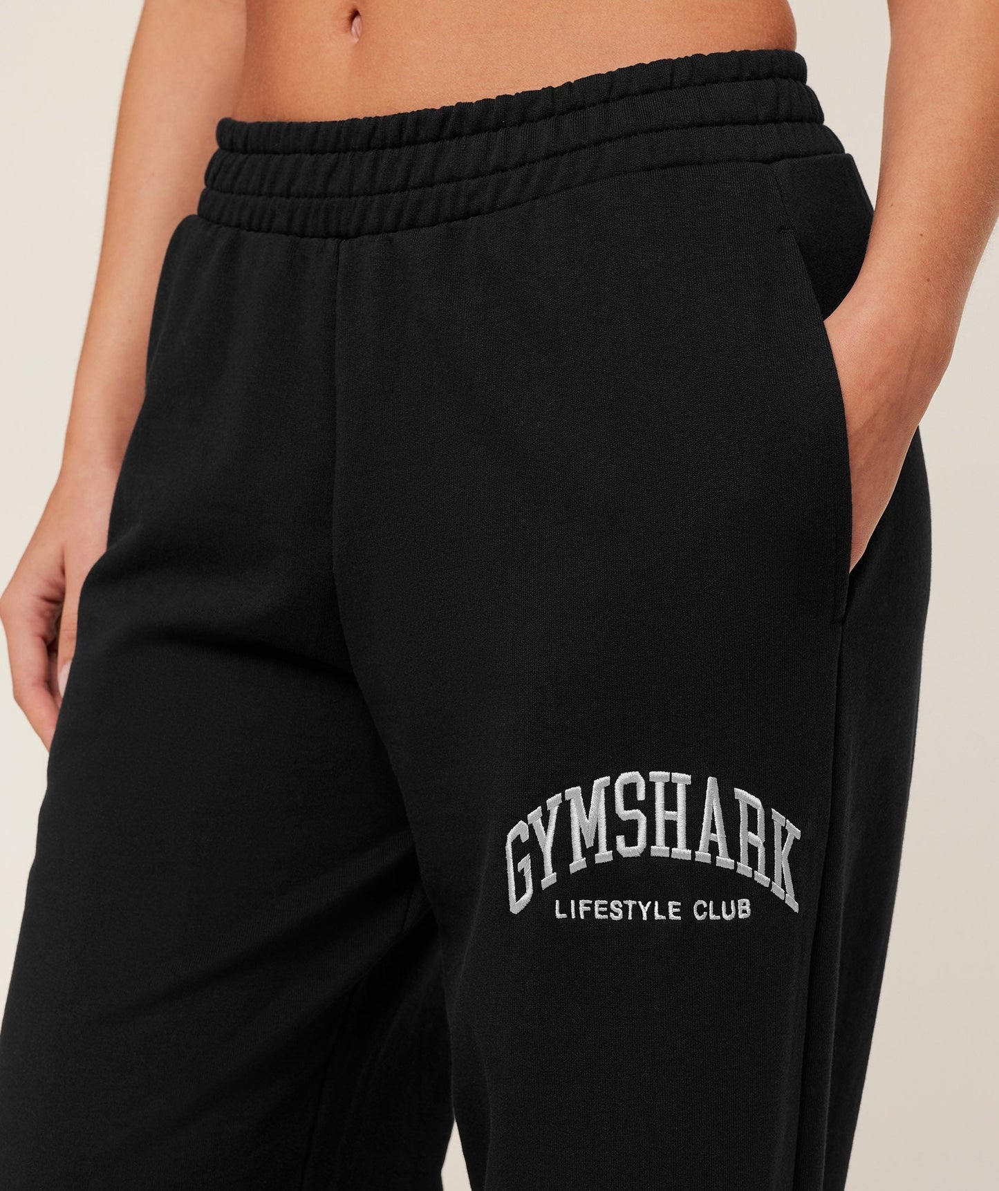 Gymshark Collegiate Graphic Straight Leg Joggers - GS Black