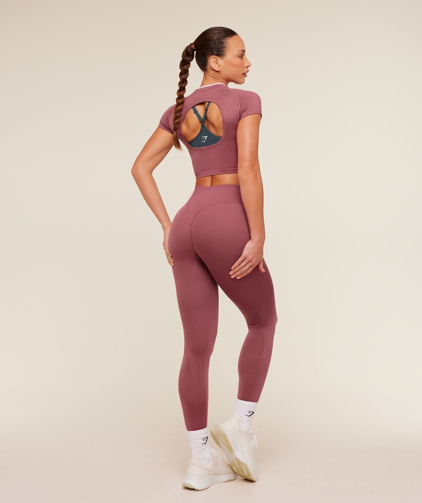 Gymshark Interval Seamless Short Sleeve Crop Top - Reset Pink/Light Pink