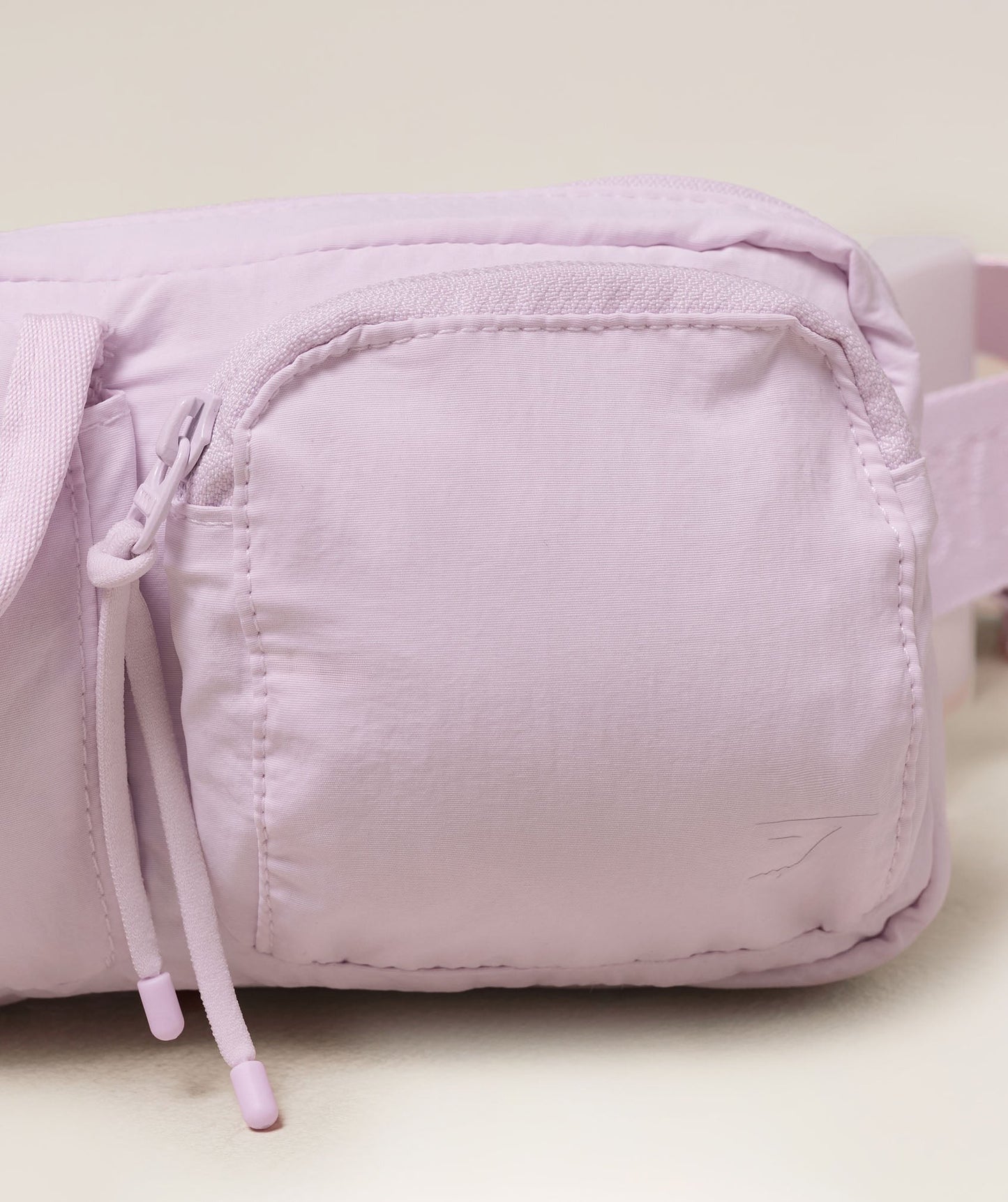 Gymshark Pleat Sling Bag - Ice Pink