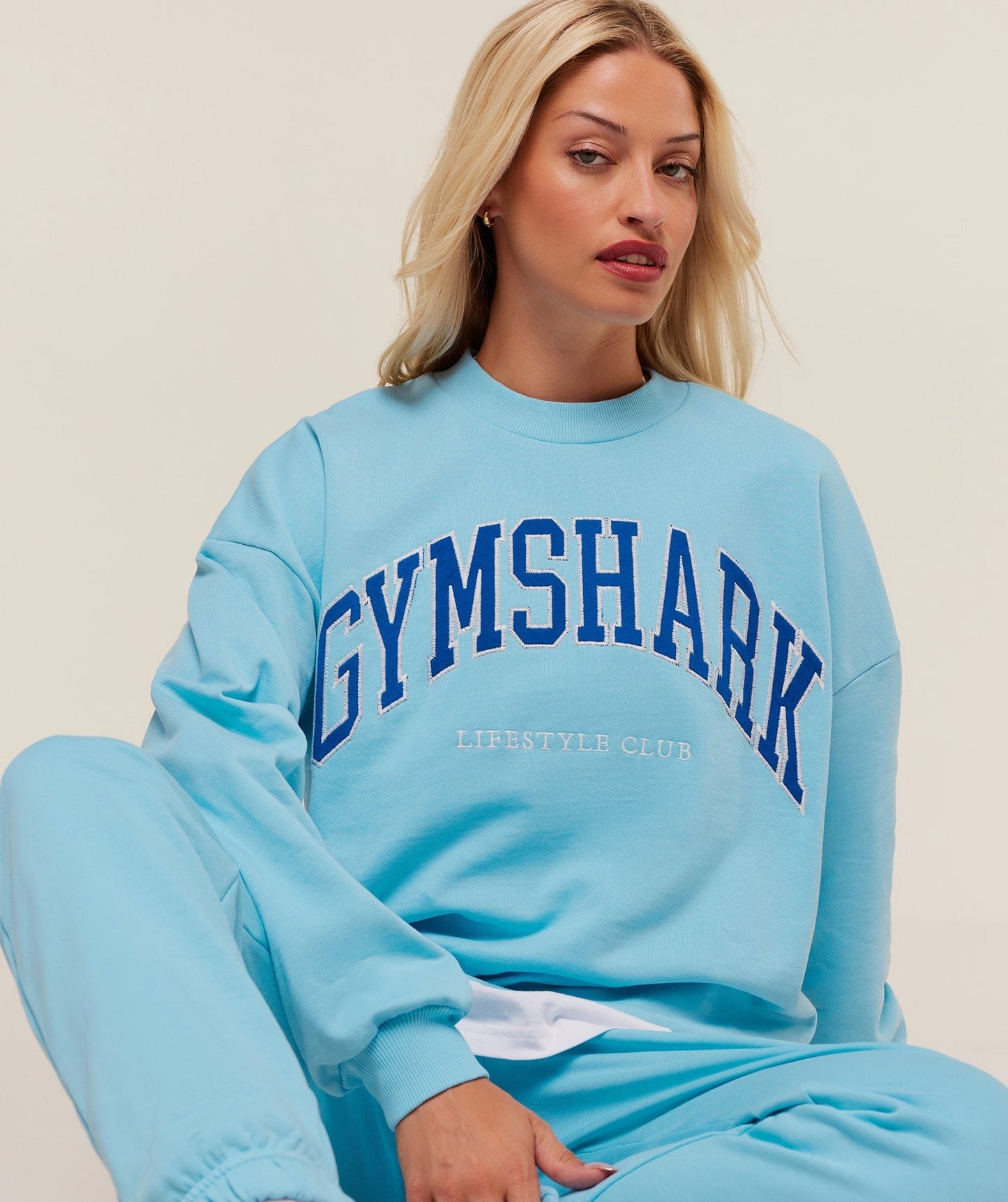 Gymshark Collegiate Graphic Crew Neck Pullover - Athletic Light Blue