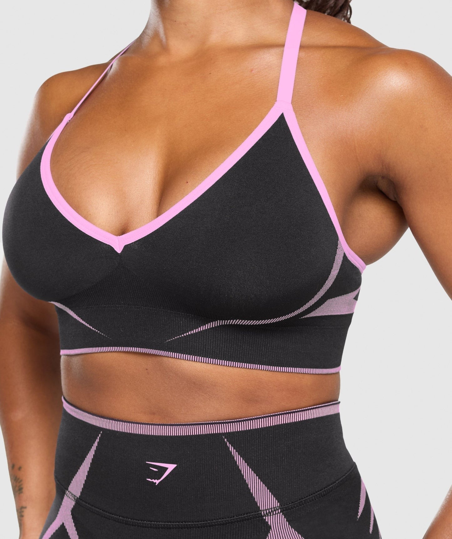 Gymshark Apex Lift Seamless Sports Bra - Darkest Purple/Sour Pink