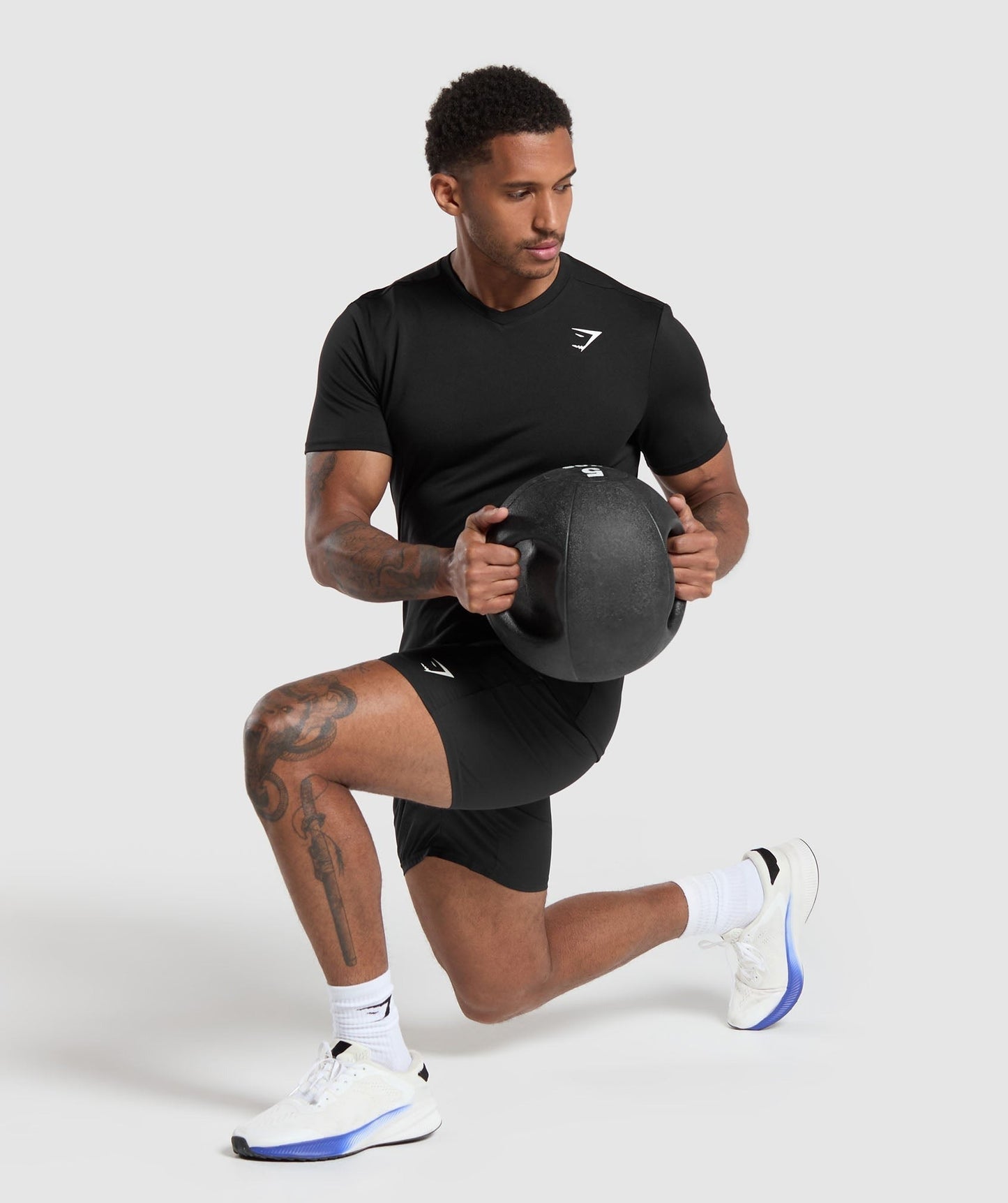 Gymshark Arrival V-Neck T Shirt - Black