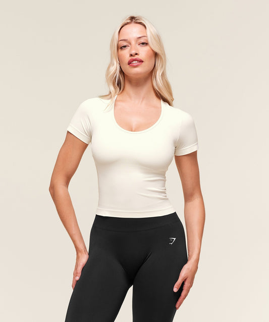 Gymshark Everyday Seamless Tight Fit Crew Neck Tee - Soft White