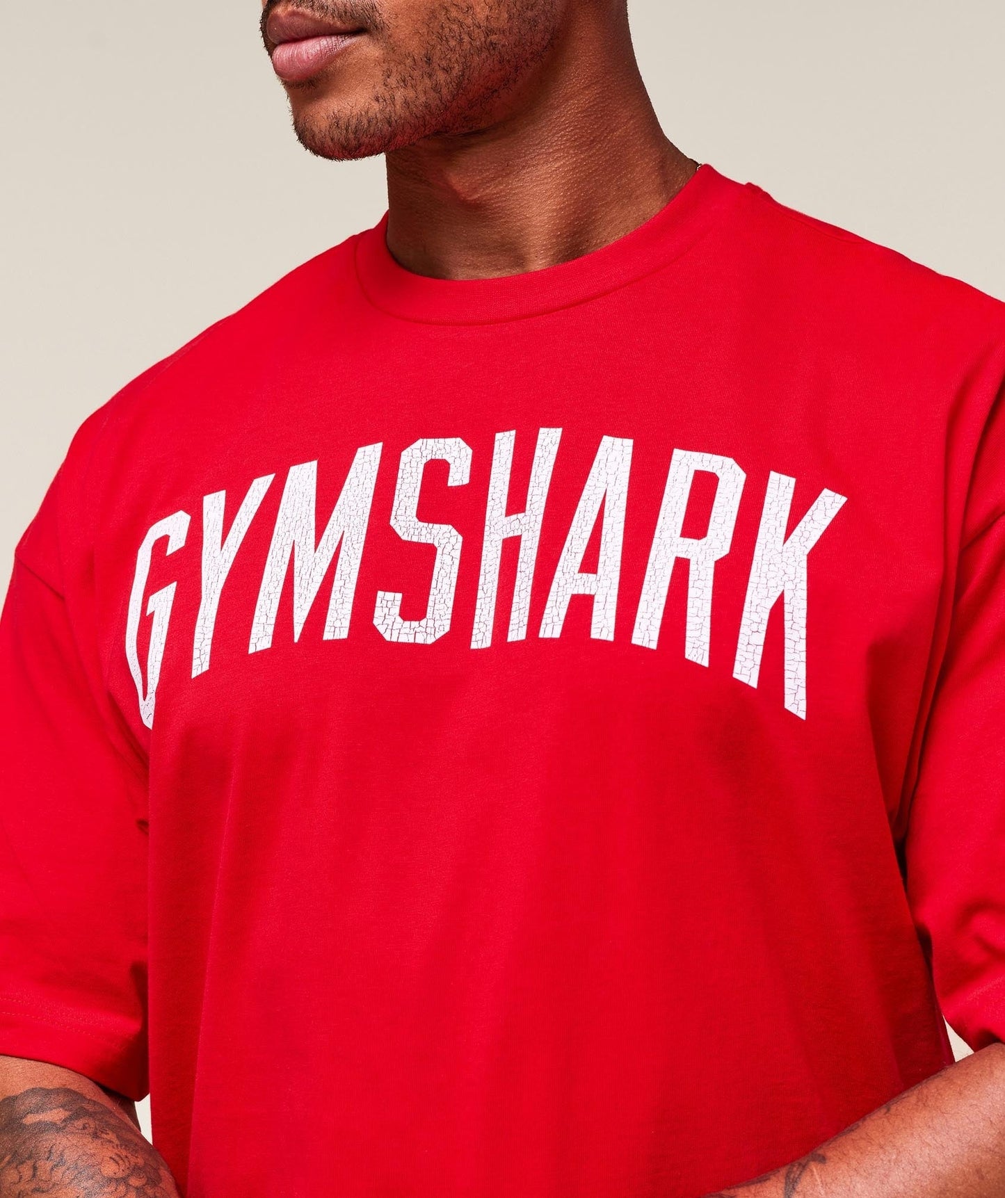 Gymshark Worn Graphic T-Shirt - Athletic Red