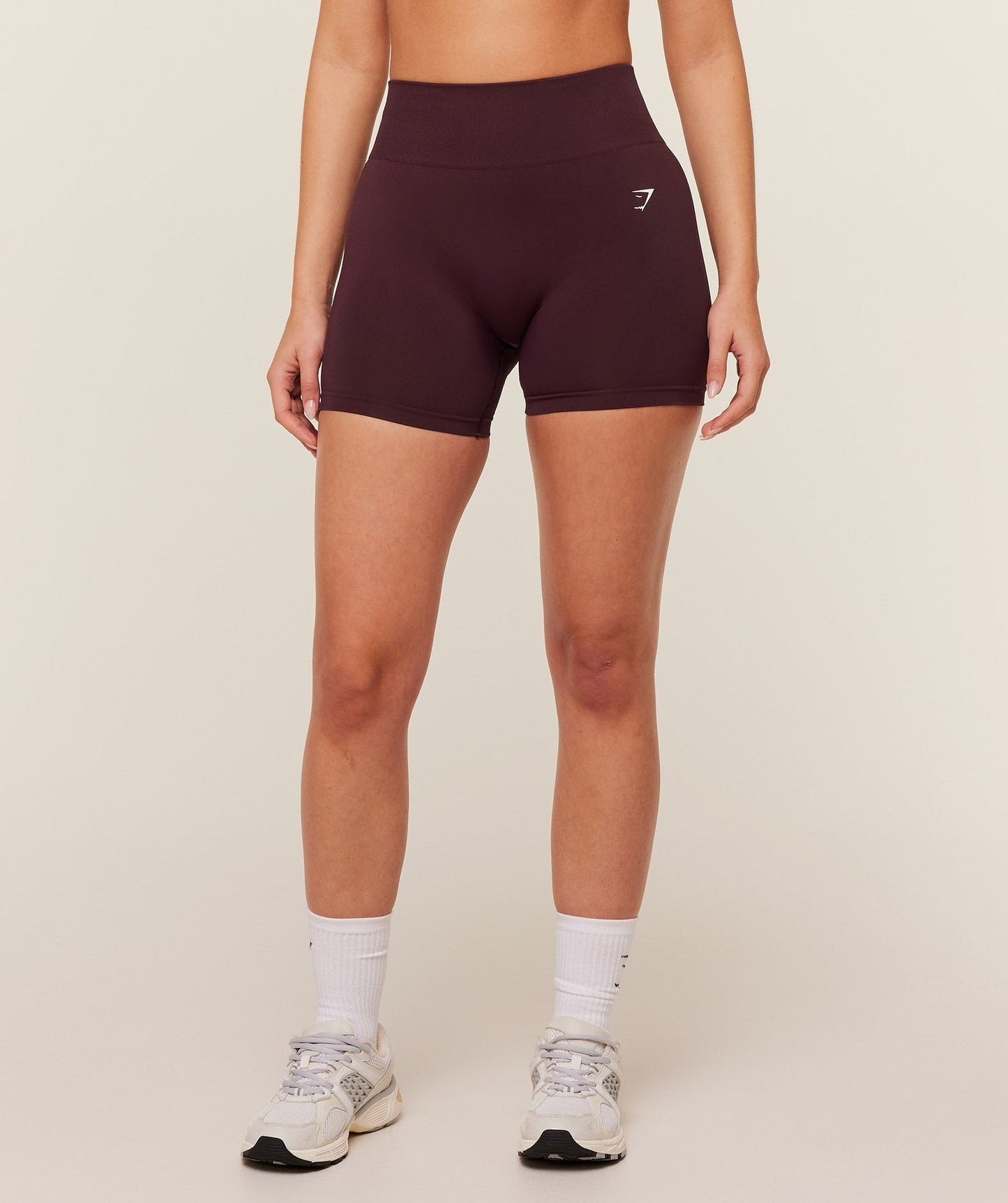 Gymshark Light Hold Shorts - GS Cherry Purple