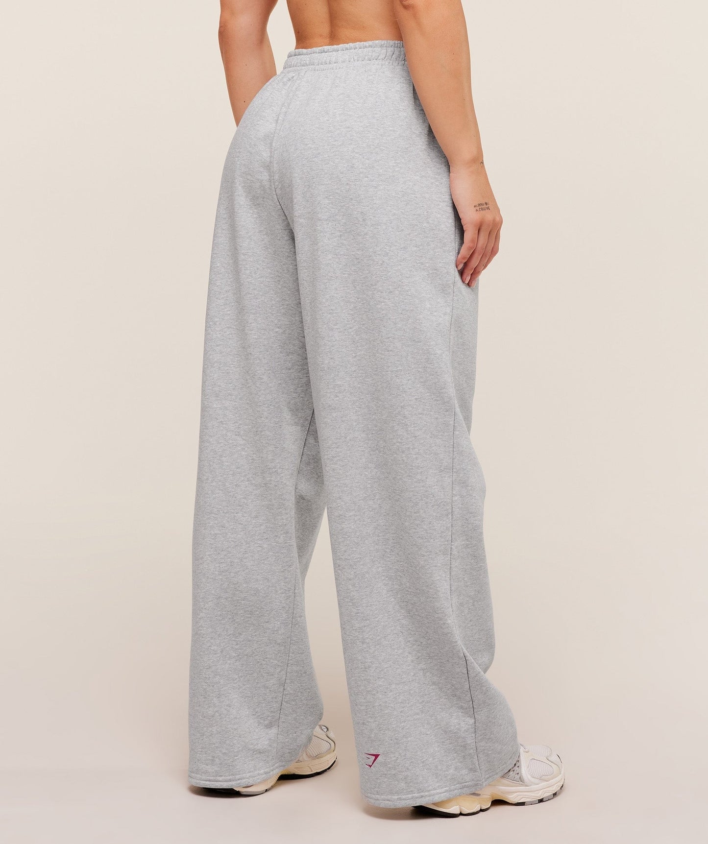 Gymshark Strength Department Wide Leg Joggers - Light Grey Core Marl