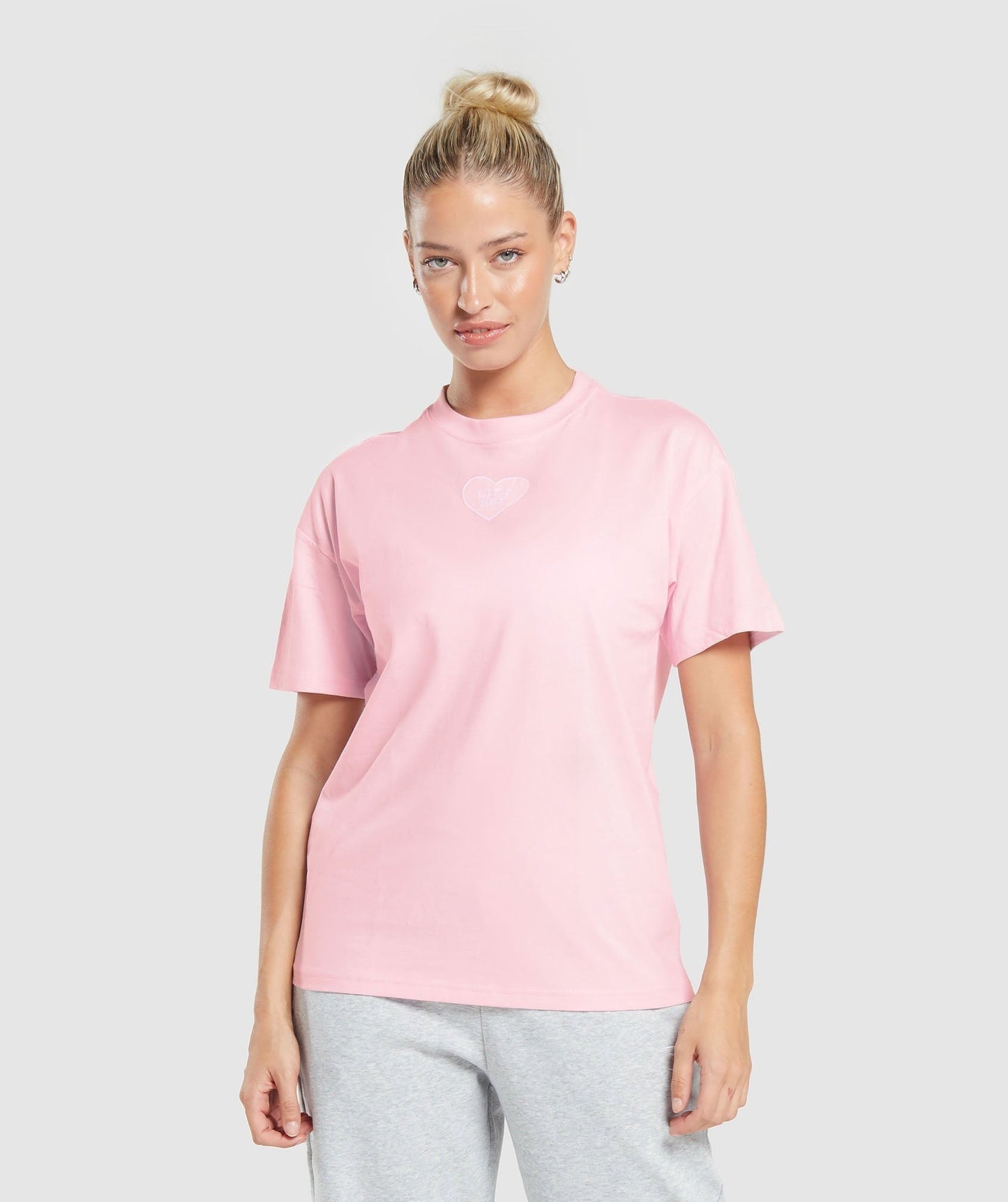 Gymshark Love Hearts Oversized T-Shirt - Dolly Pink