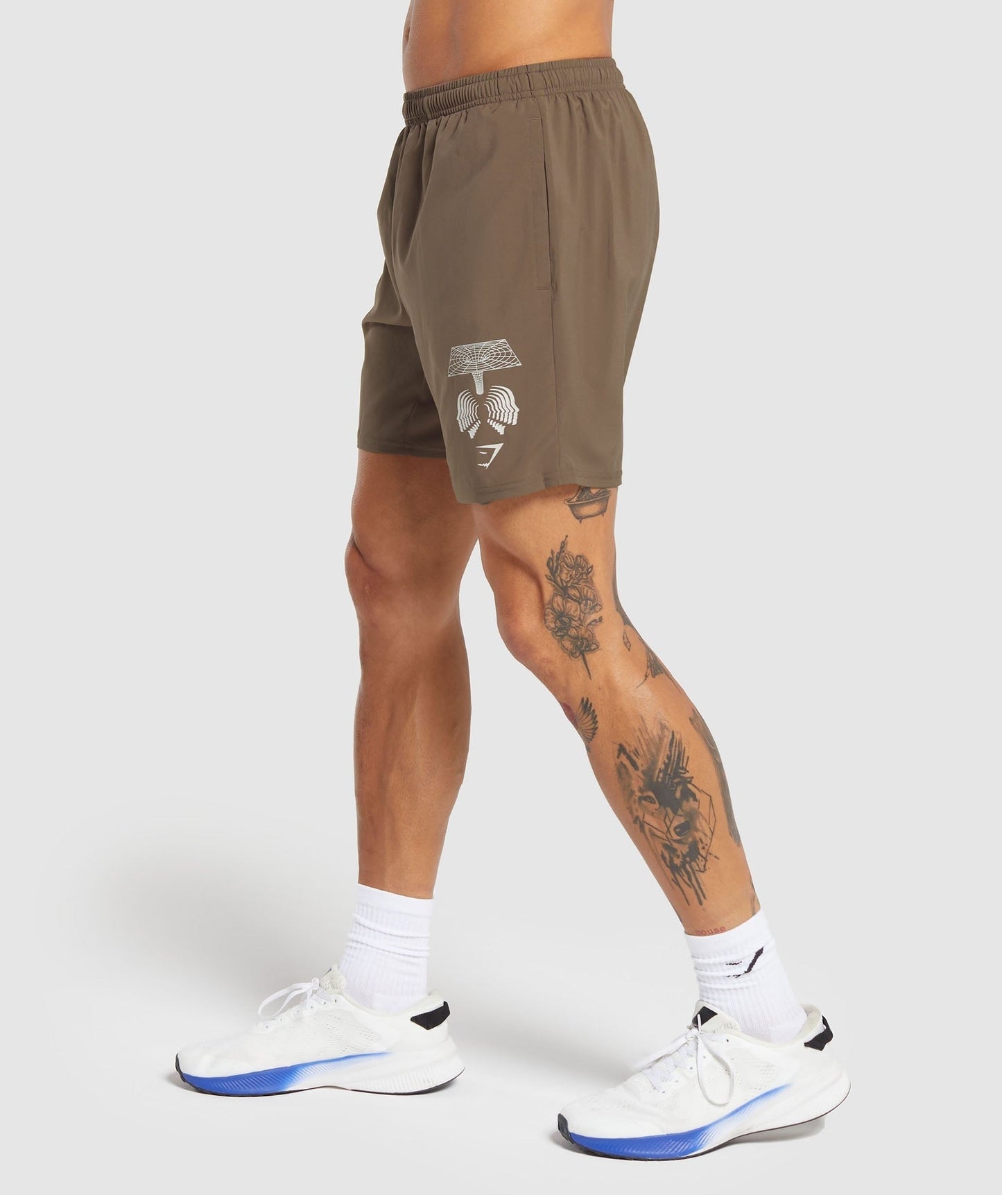Gymshark Hybrid Wellness 7" Shorts - Penny Brown