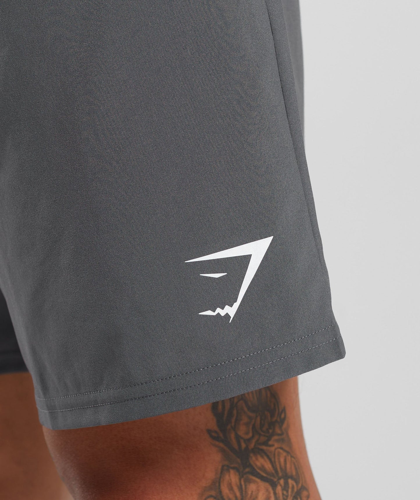 Gymshark Arrival 9" Shorts - Silhouette Grey