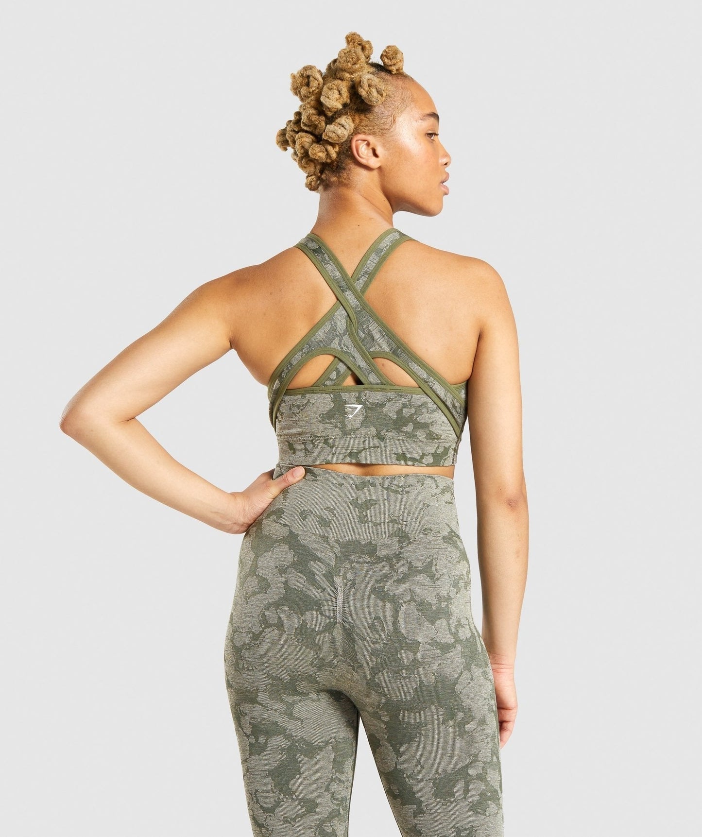 Gymshark Adapt Camo Seamless Sports Bra - Green