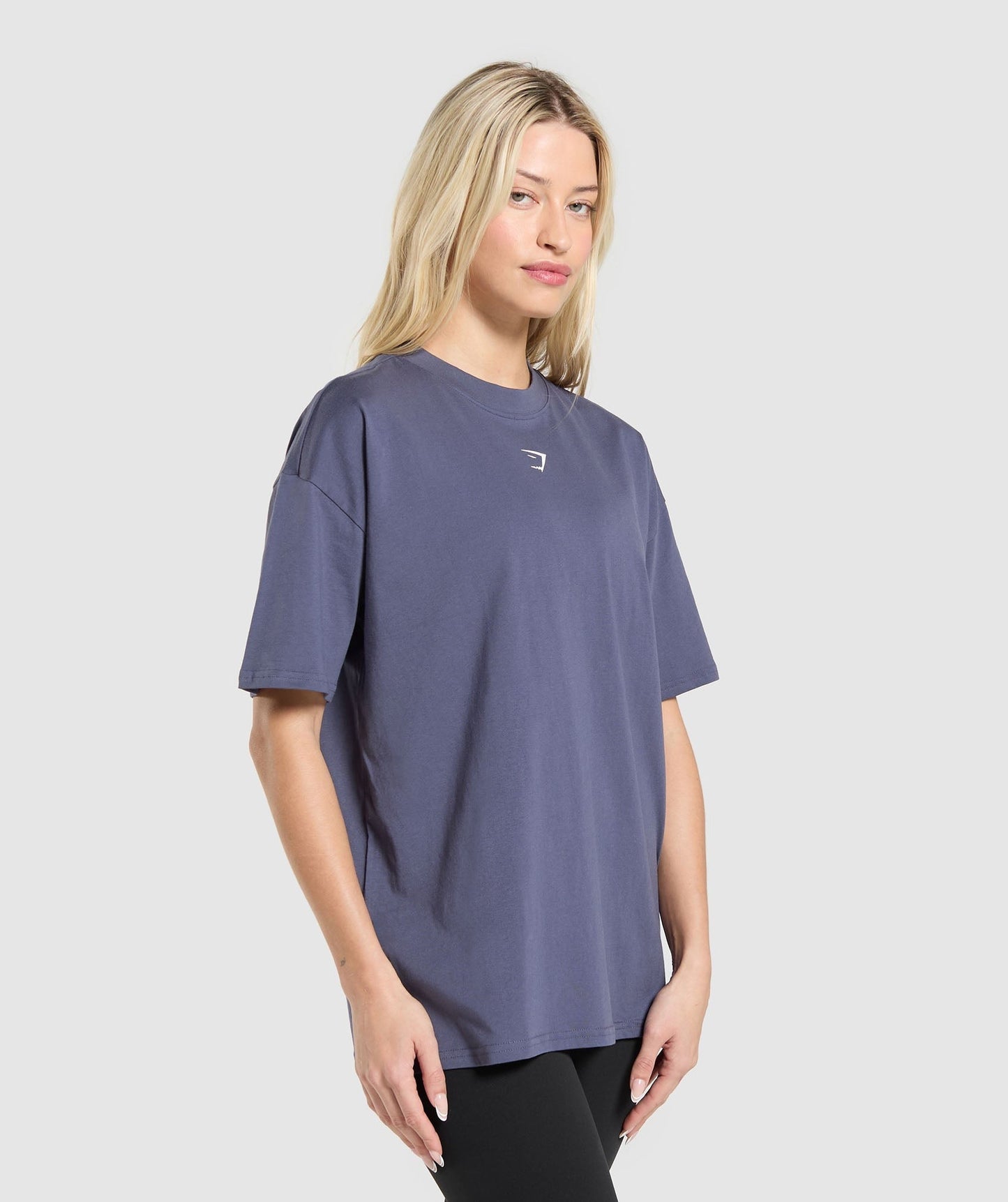Gymshark Trace Graphic Oversized T-Shirt - Weighted Purple