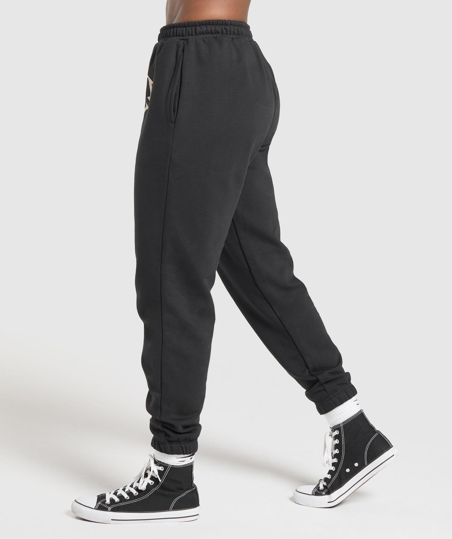 Gymshark Heavy Duty Graphic Loopback Joggers - Black