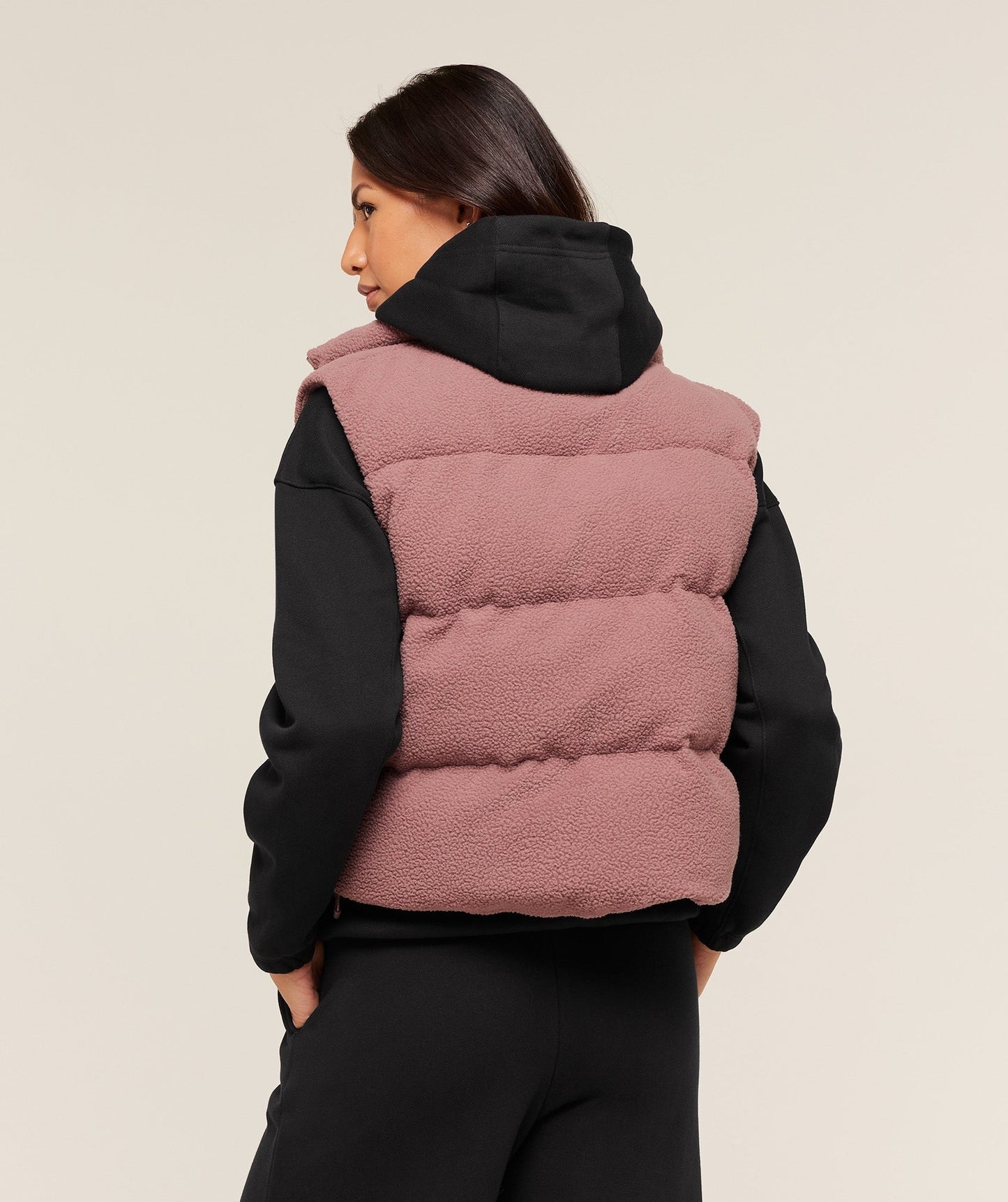 Gymshark Borg Puffer Vest - Chestnut Pink