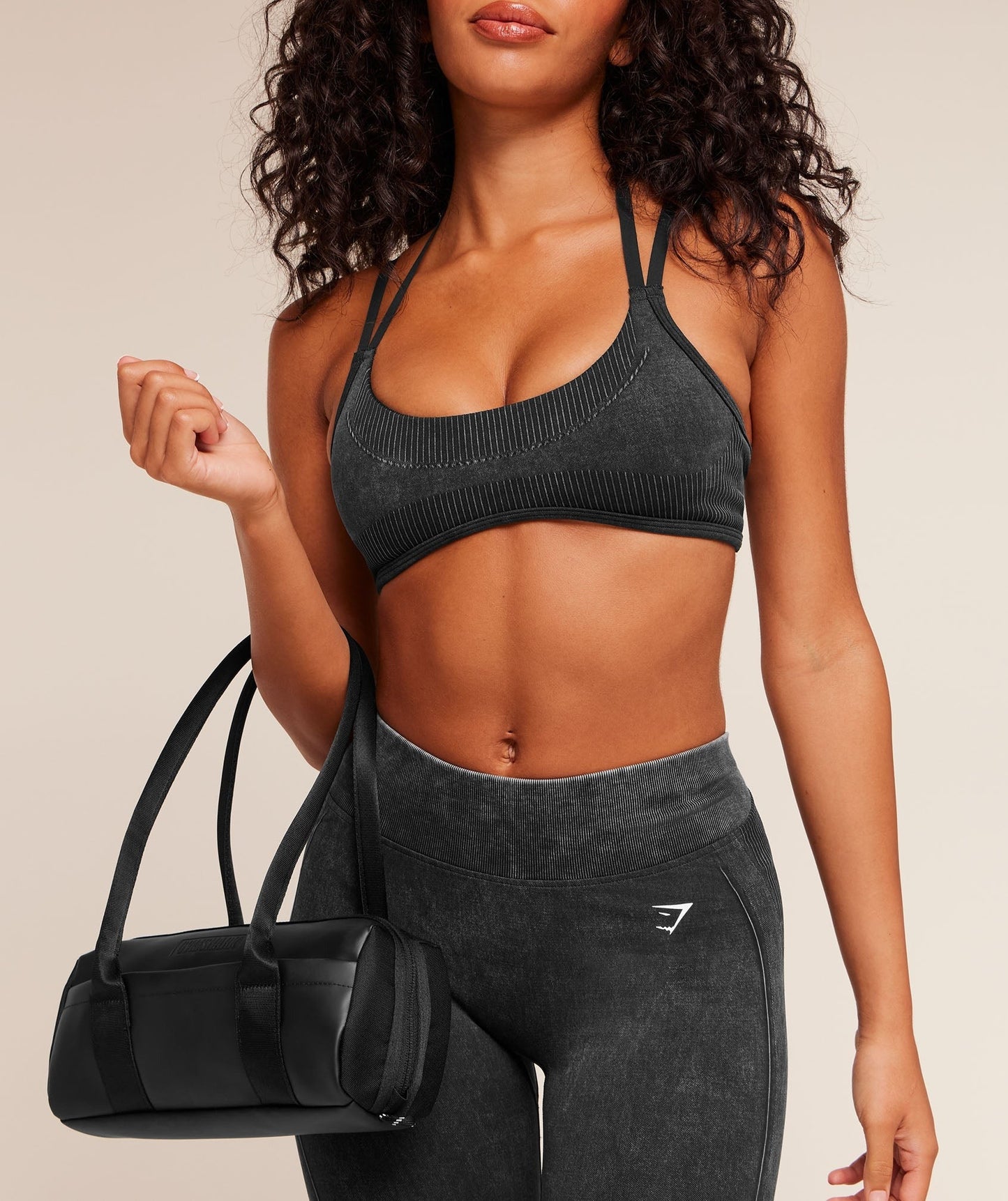 Gymshark Everyday Baguette Bag - Black