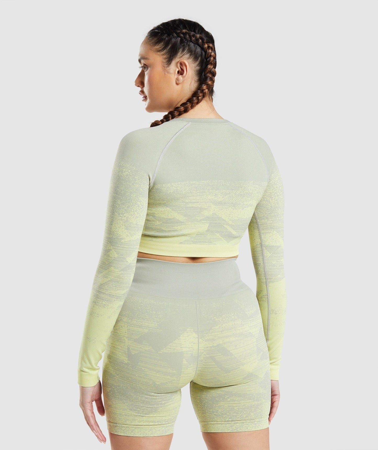 Gymshark Adapt Ombre Crop Top - Triangle | Taupe Grey Print