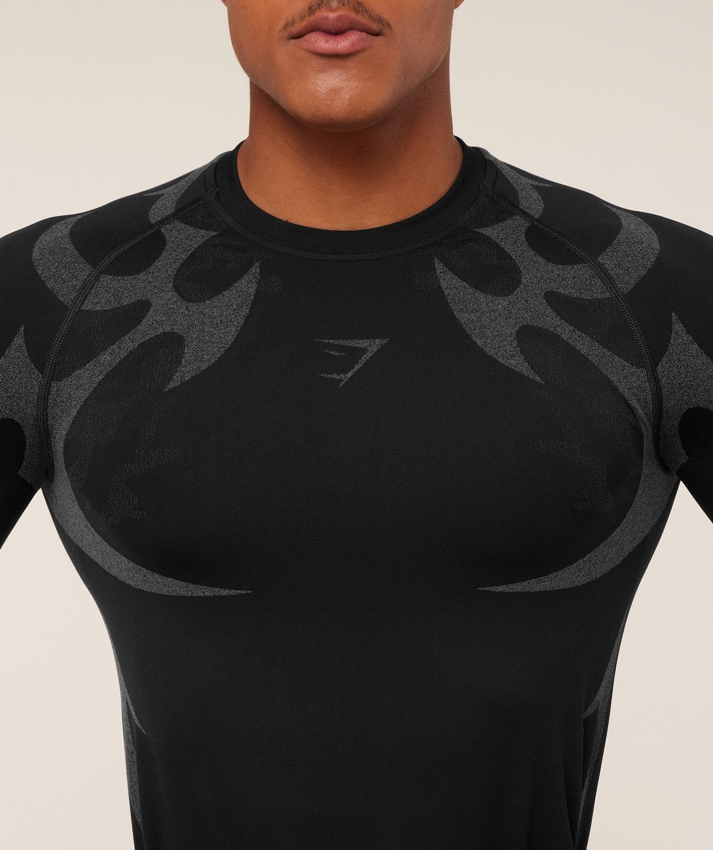 Gymshark Storm Seamless Long Sleeve T-Shirt - Black/Pitch Grey
