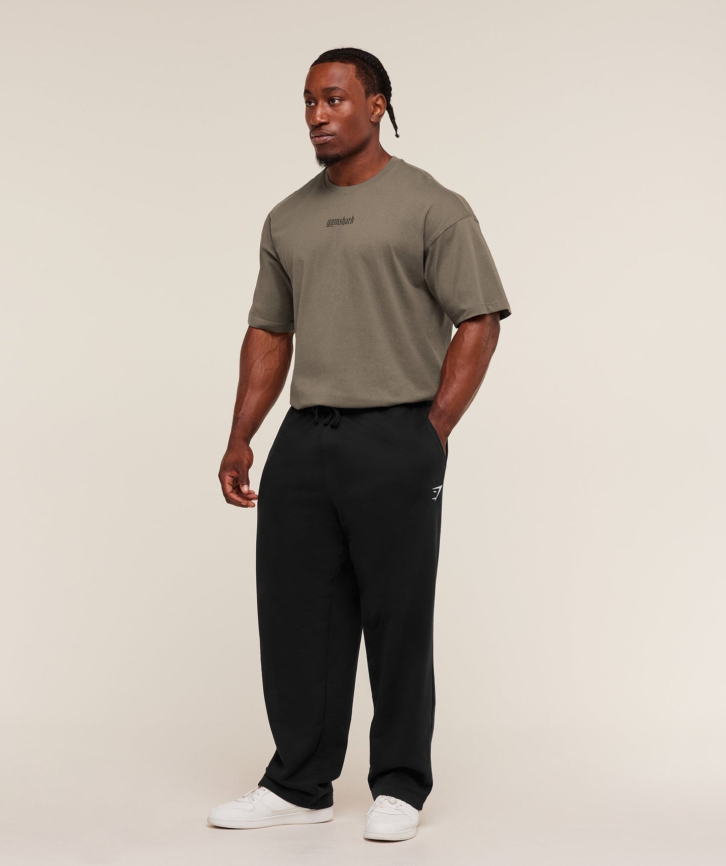 Gymshark Olde English T-Shirt - Camo Brown