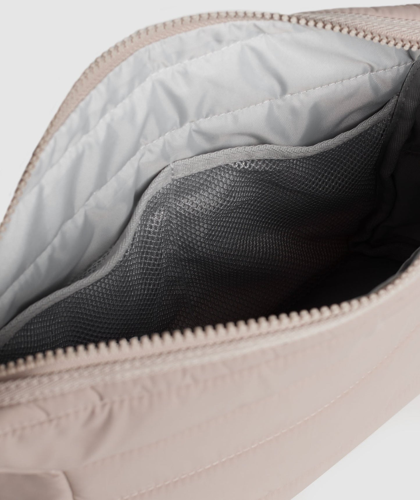 Gymshark Premium Lifestyle Washbag - Stone Pink