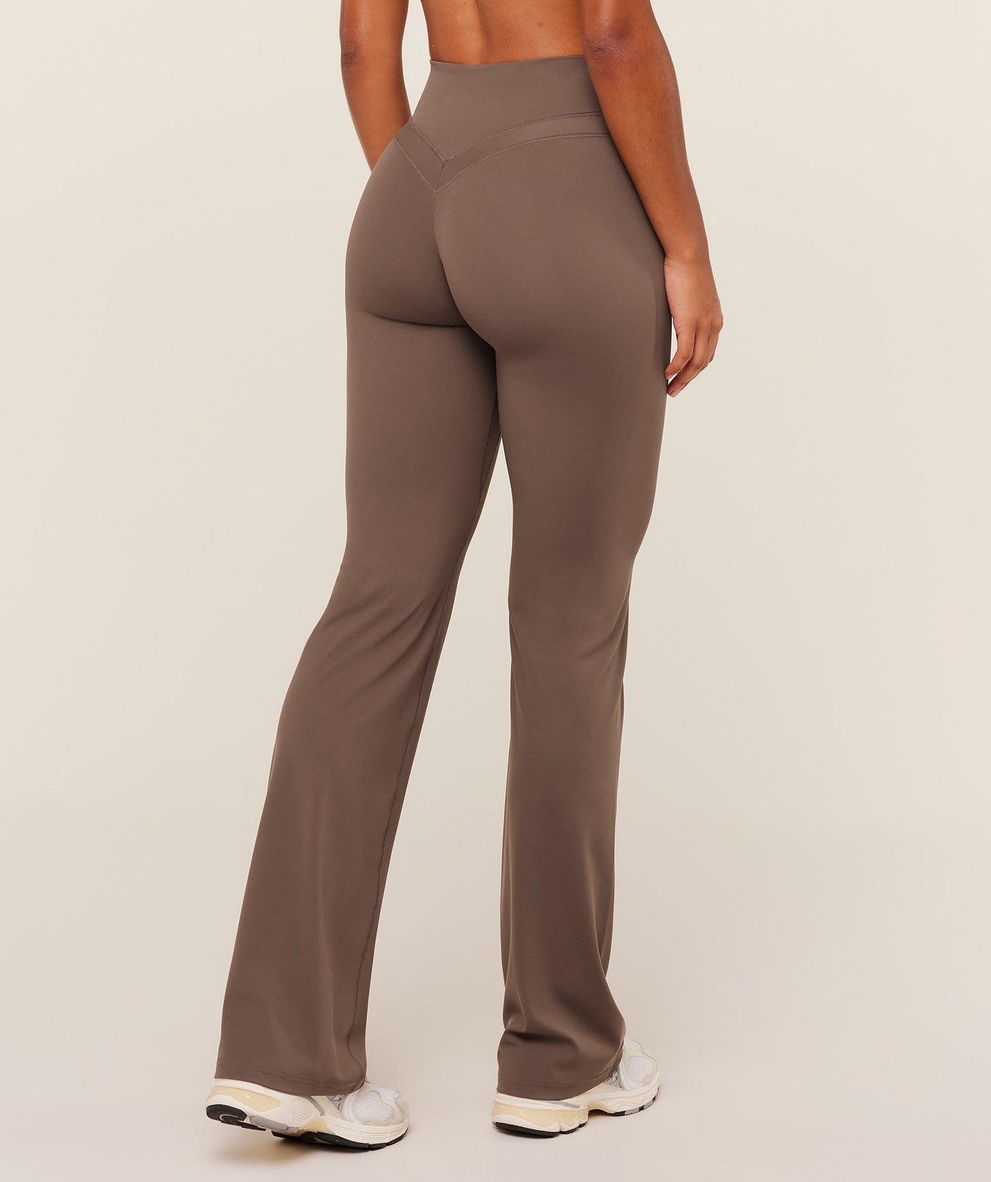 Gymshark Whitney Tall Flared Legging - Soft Brown