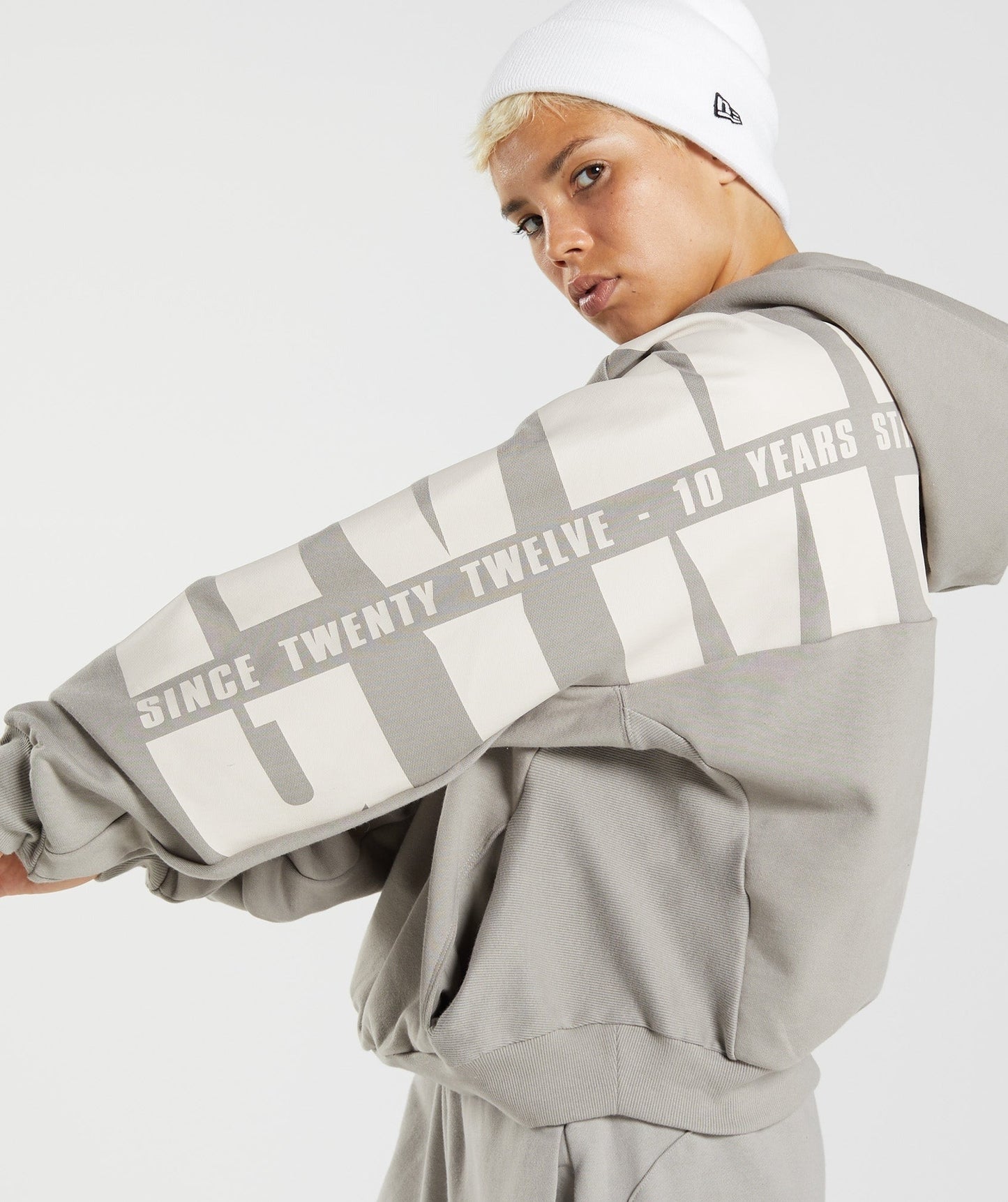 Gymshark GS10 Year Hoodie - Ecru Brown