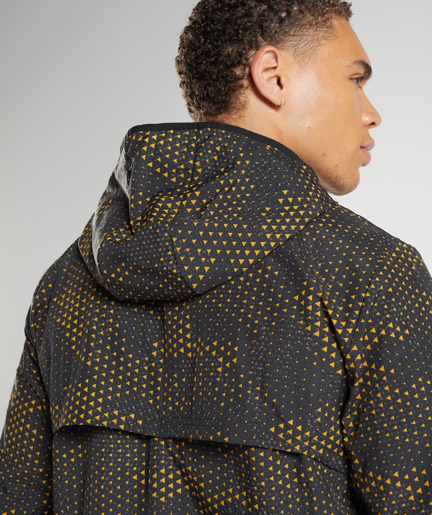 Gymshark Sport Windbreaker - Turmeric Yellow