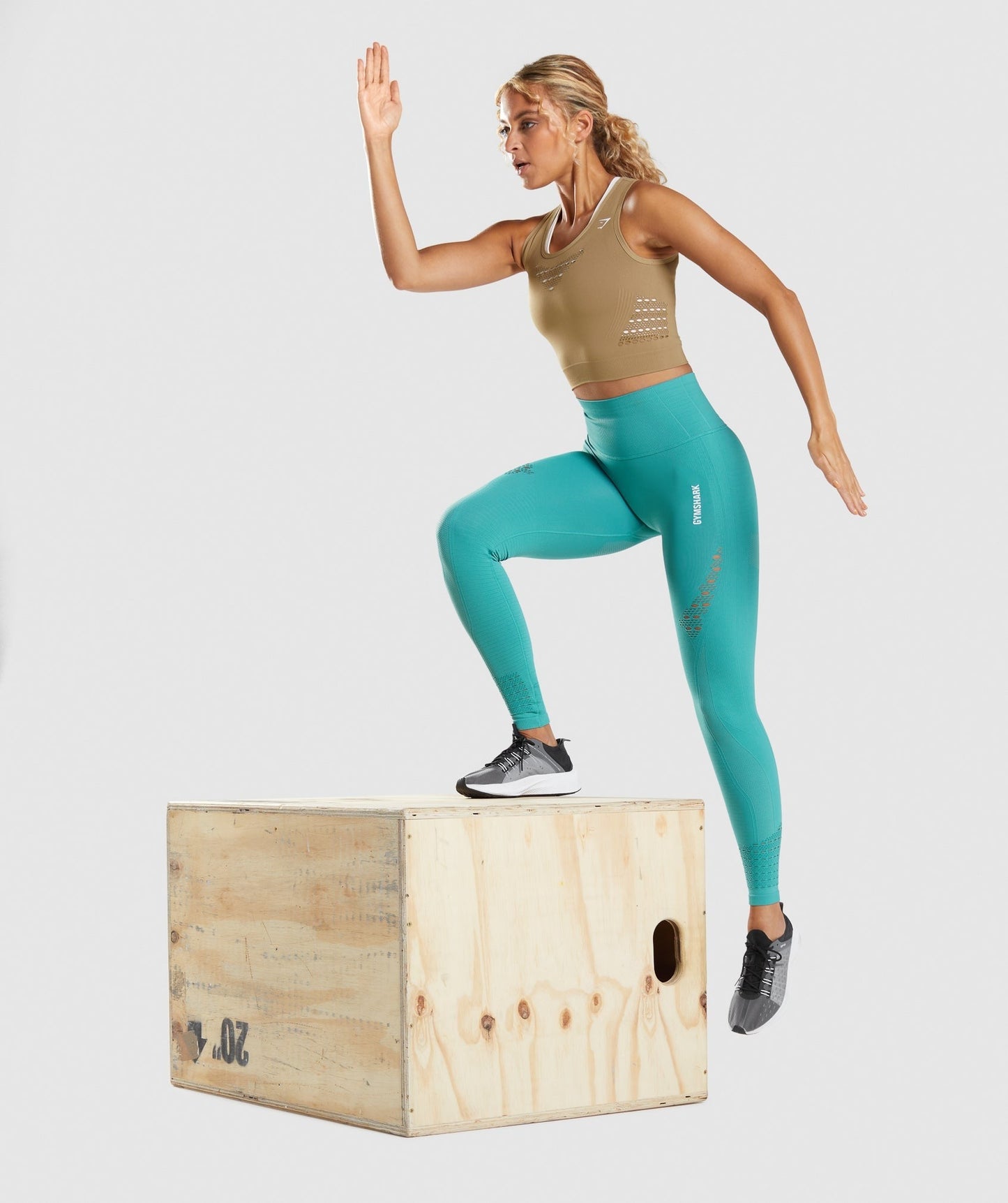 Gymshark Energy Seamless Crop Top - Biscotti Brown