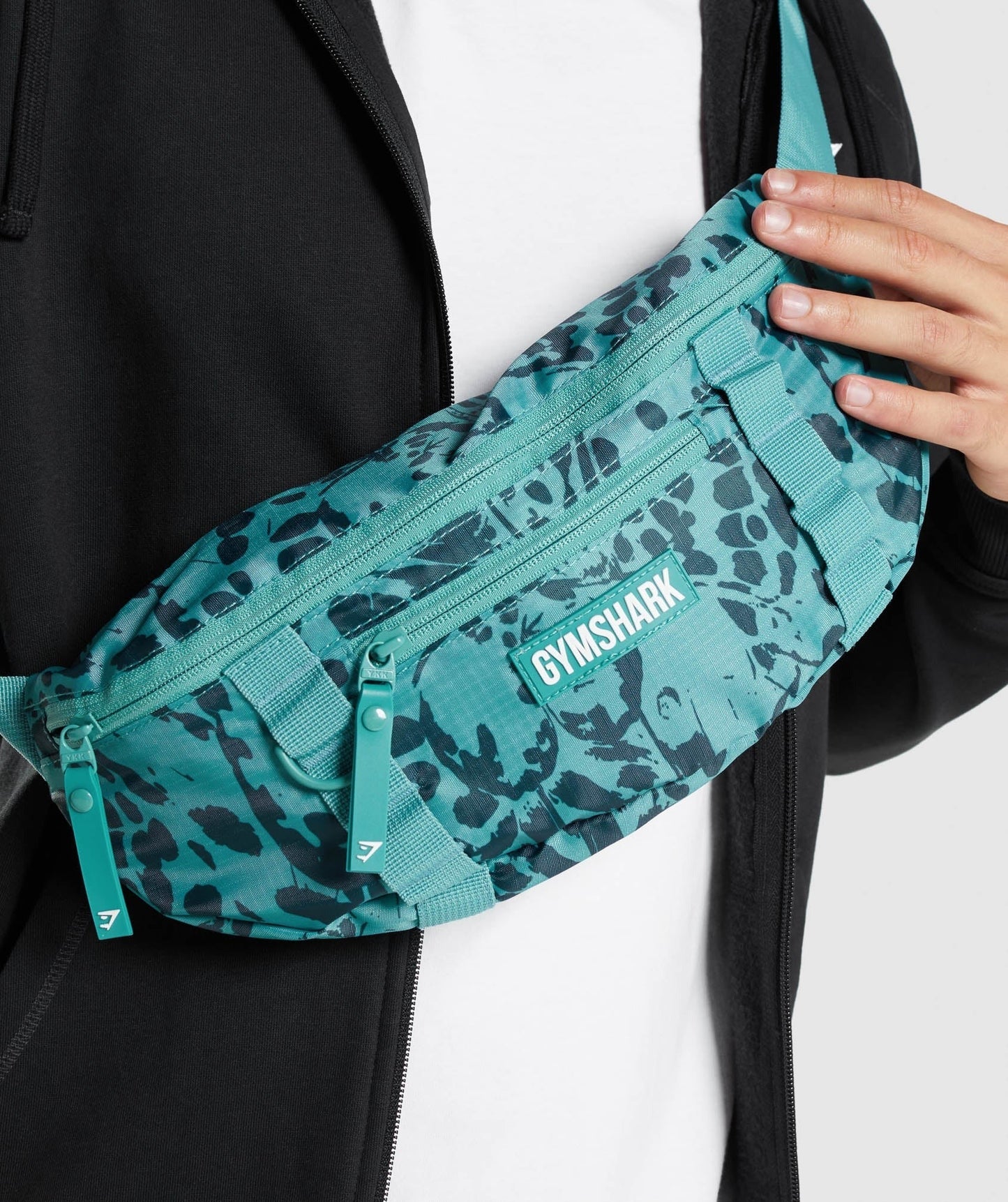 Gymshark Adapt Animal Graphic Sling Bag - Teal Print