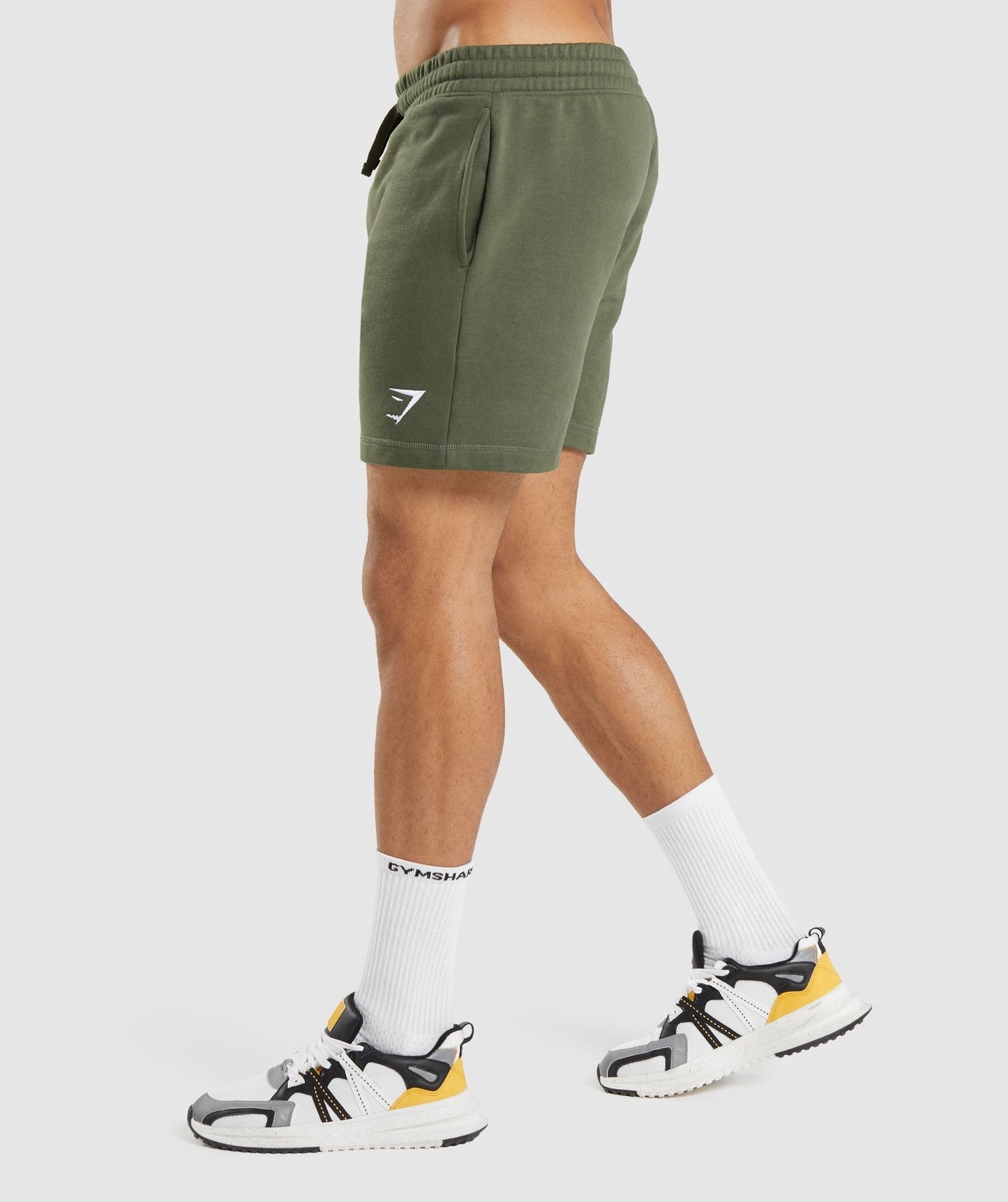 Gymshark Crest 7" Shorts - Core Olive