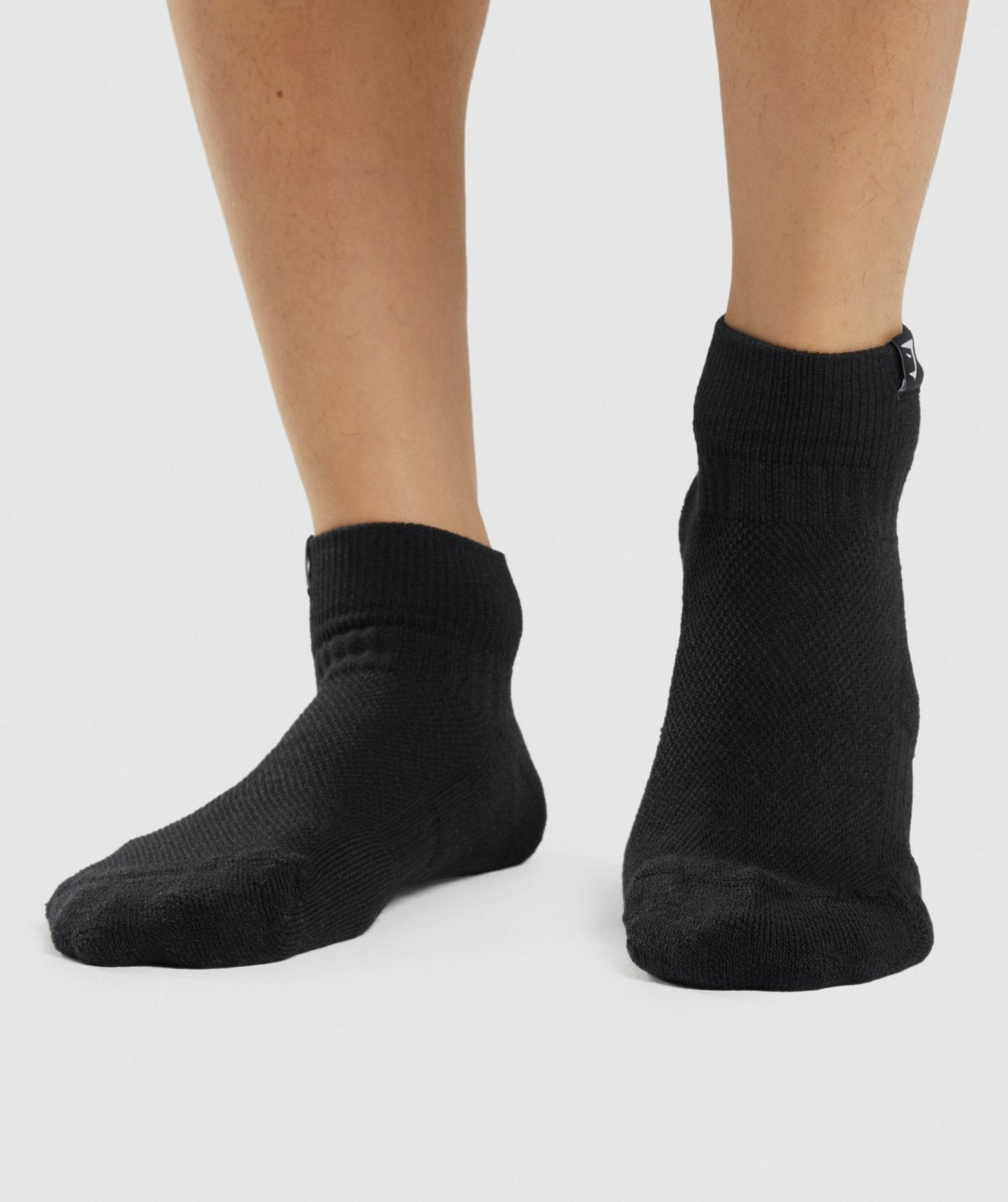 Gymshark Woven Tab Sneaker Socks 3pk - Black