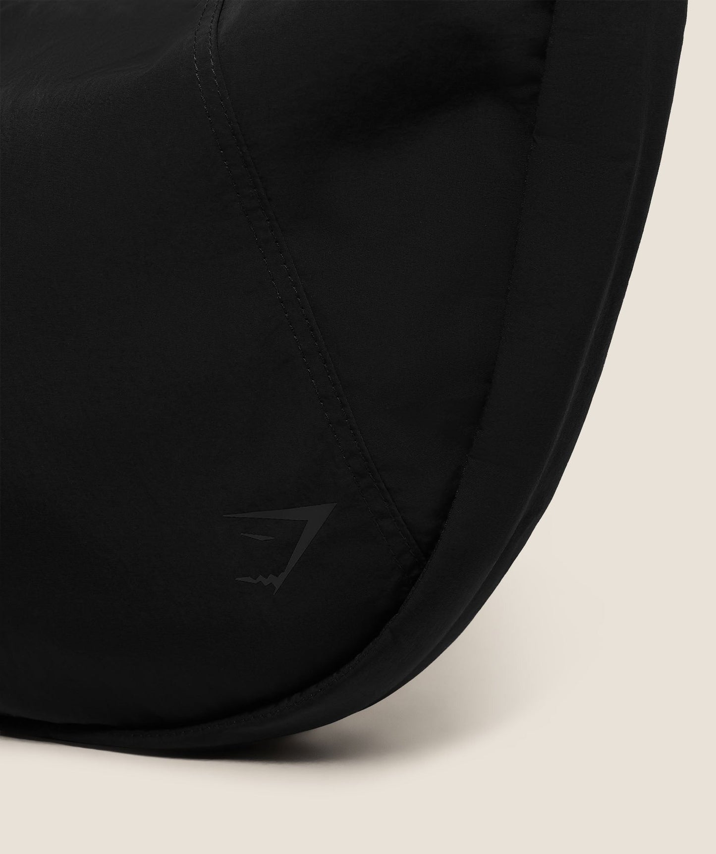 Gymshark Large Pleat Crossbody - Black