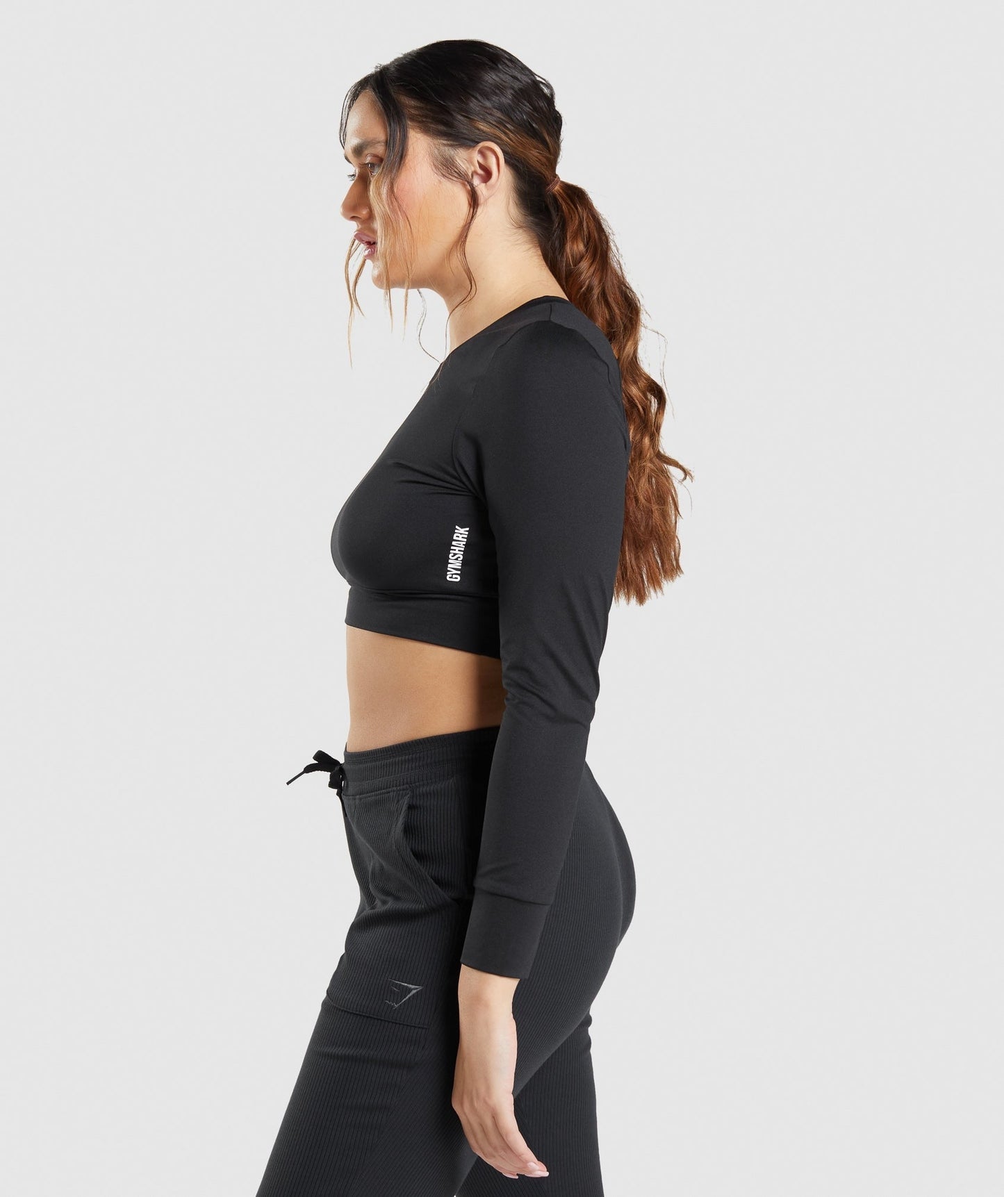 Gymshark Pause Open Back Long Sleeve Crop Top - Black