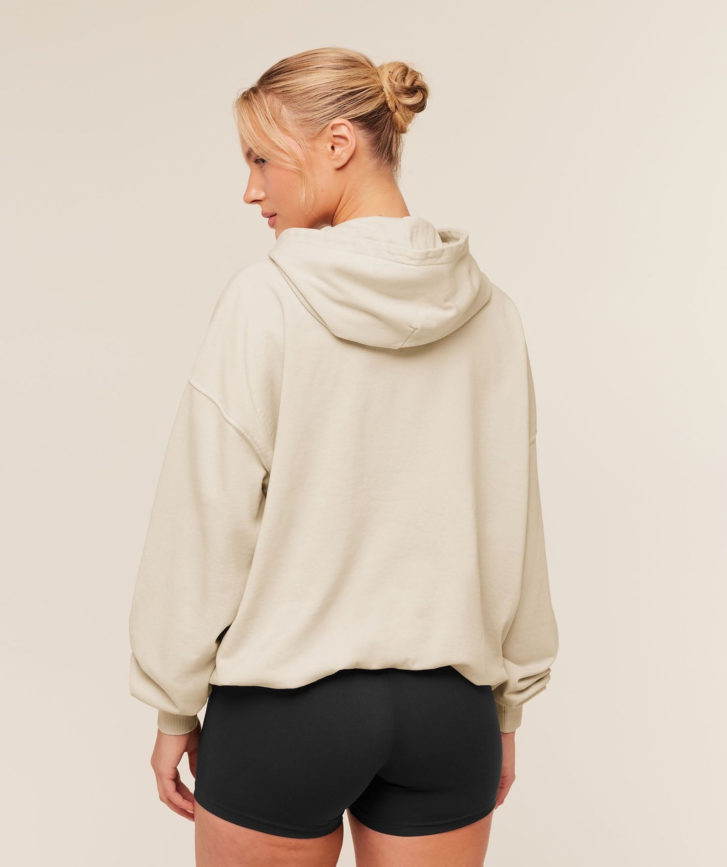 Gymshark Chainstitch Graphic Hoodie - Pebble Grey/Wash