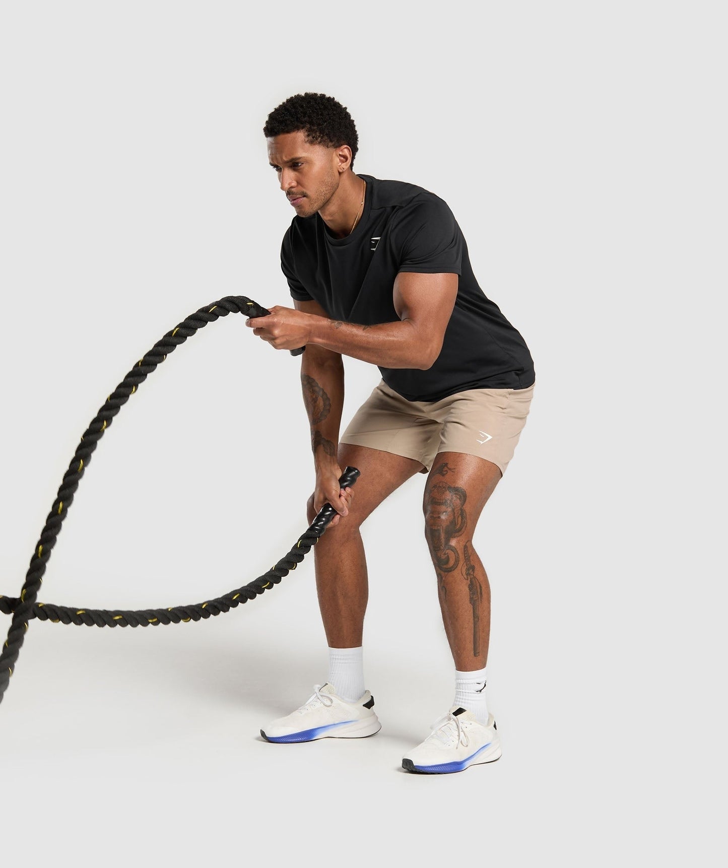 Gymshark Arrival 7" Shorts - Cement Brown