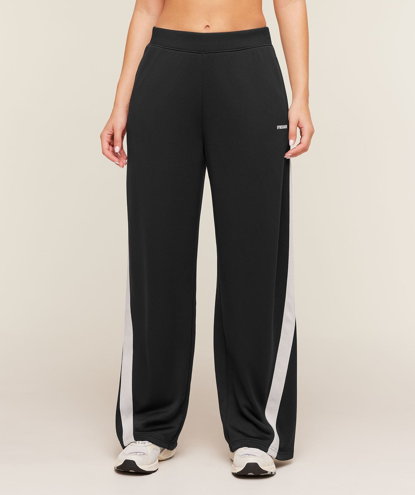 Gymshark Lightweight Tricot Wide Leg Pants - Black/Tinted White