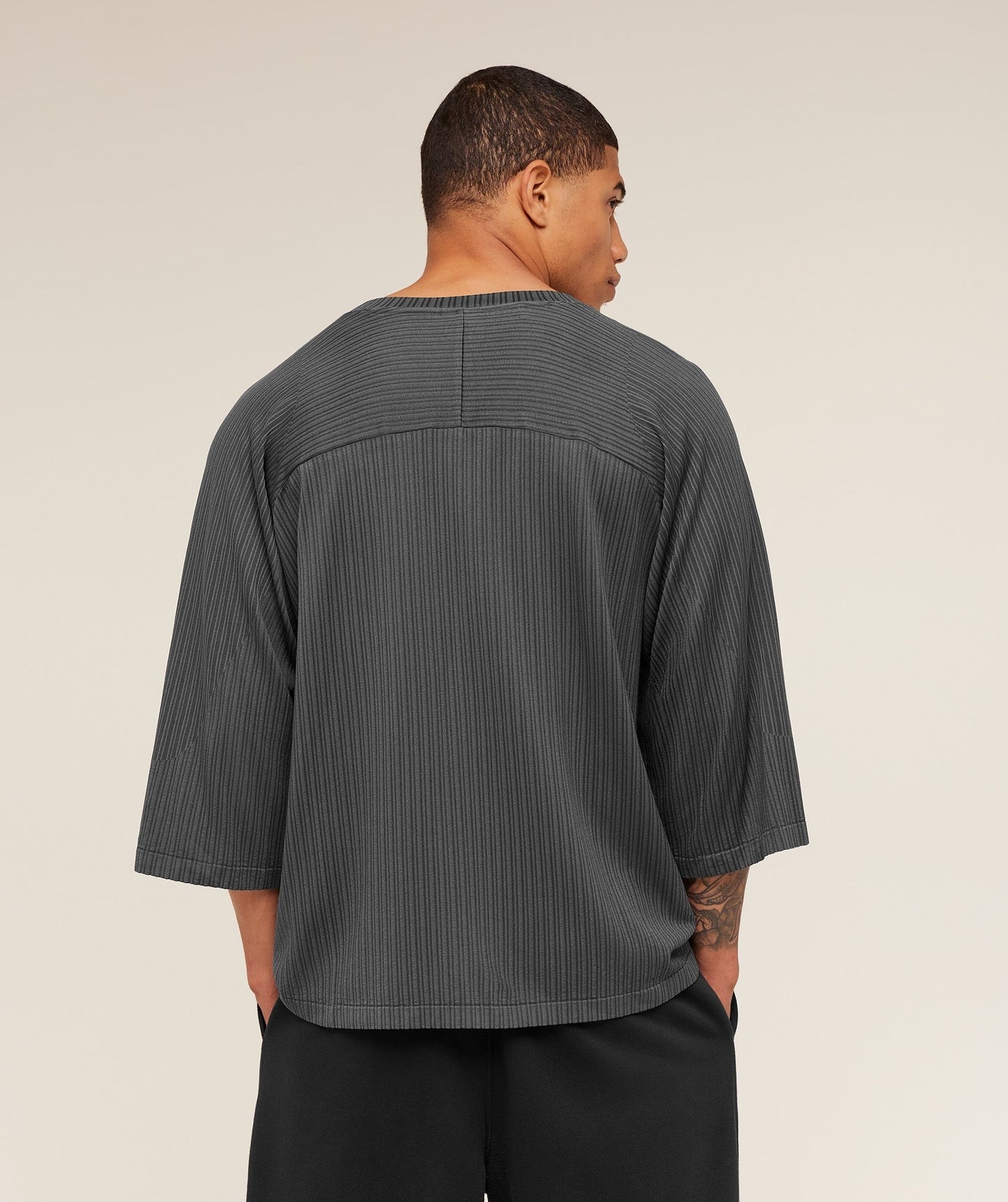 Gymshark x Saalt Studios Seamless Jersey - GS Asphalt Grey/GS Pitch Grey