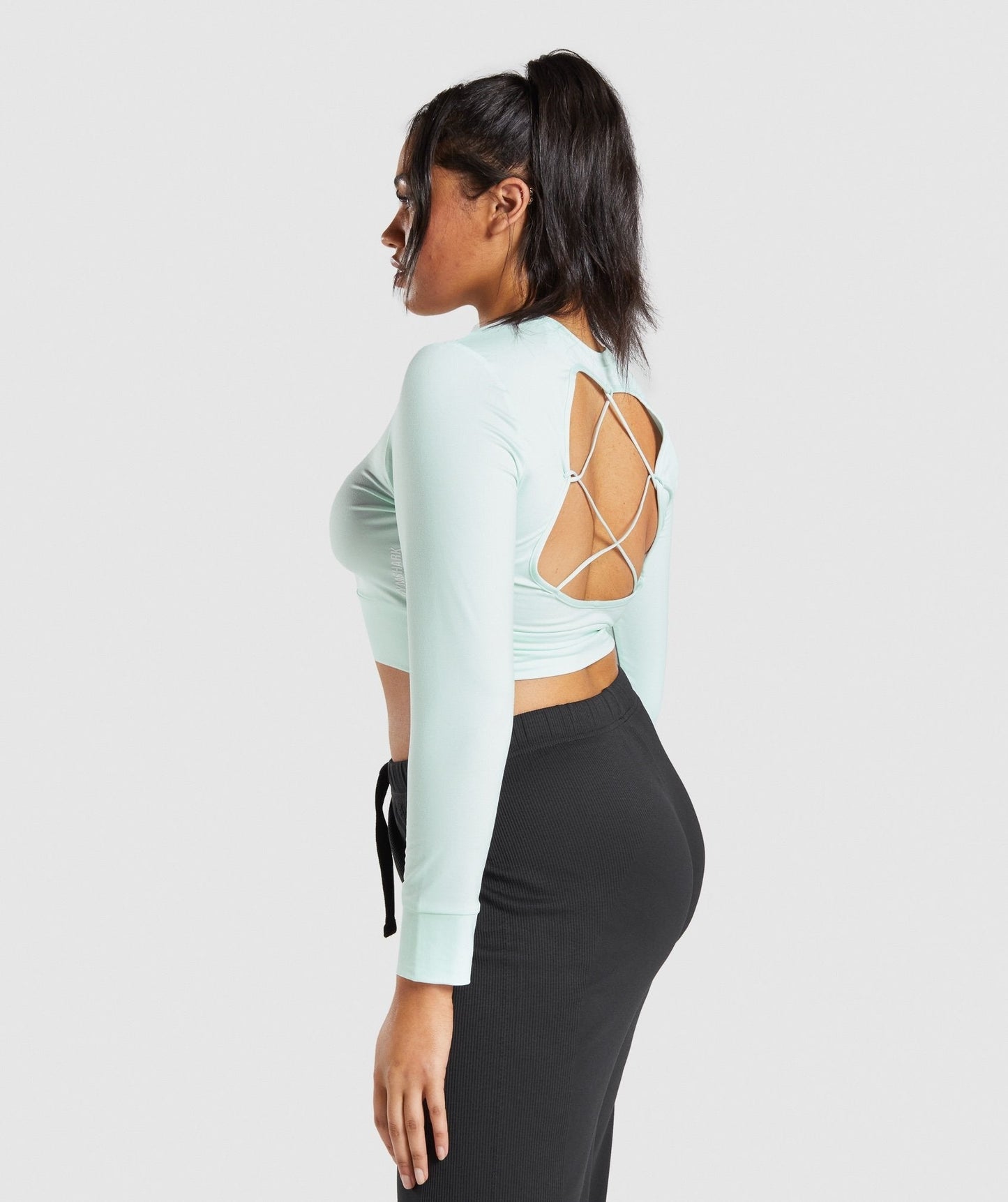 Gymshark Pause Open Back Long Sleeve Crop Top - Light Green