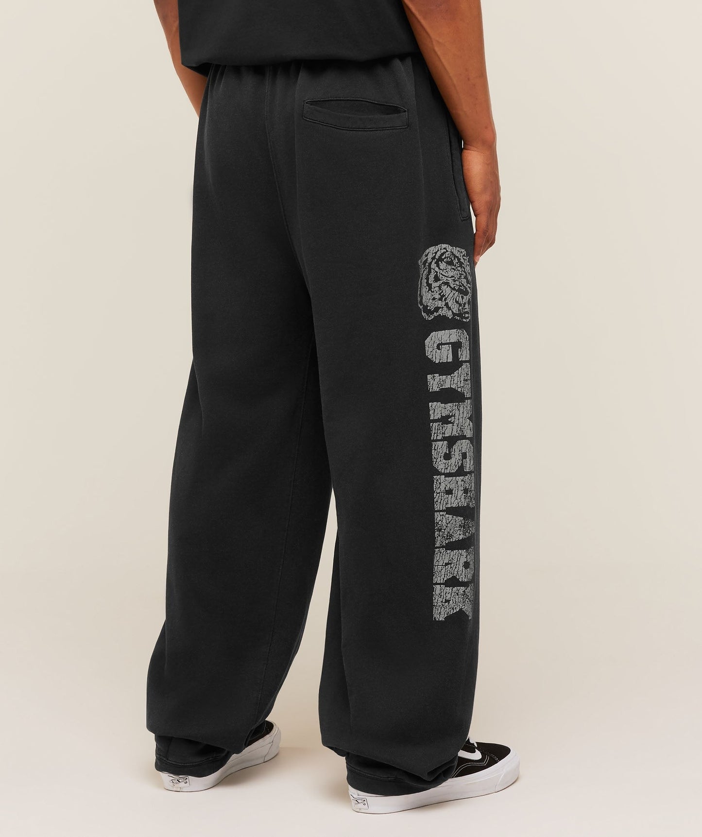 Gymshark Retro Collegiate Graphic Wide Leg Pants - Black