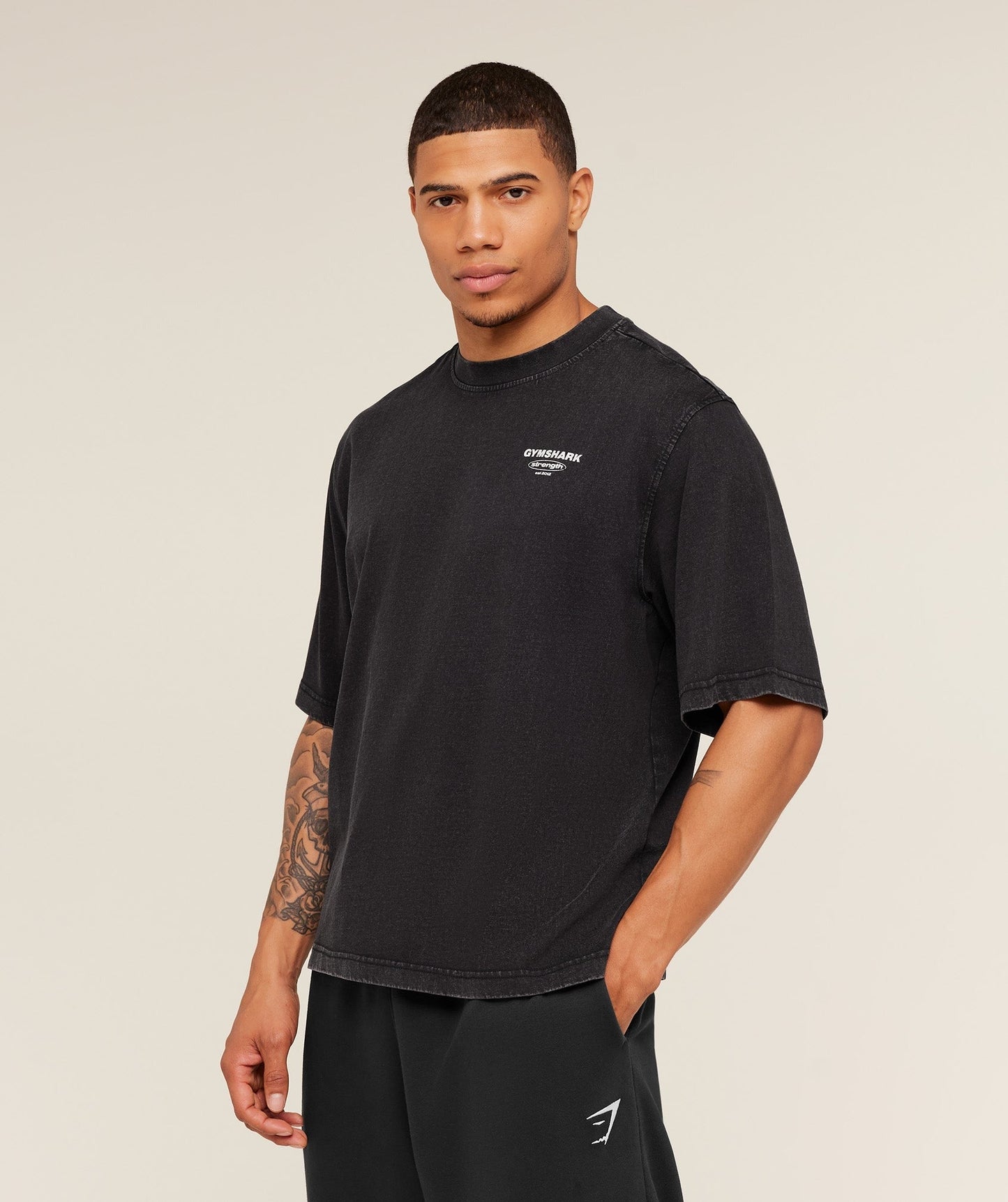 Gymshark Strength Stars Washed Graphic T-Shirt - Black