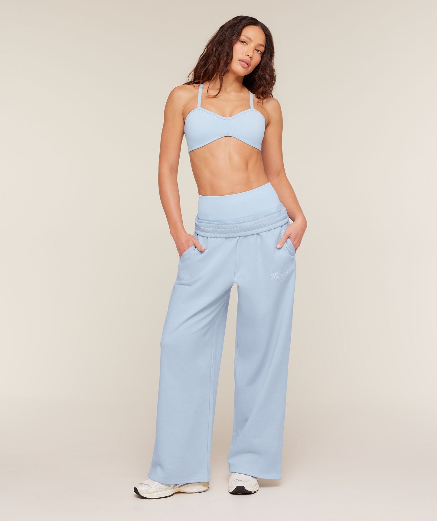 Gymshark Poise Light Support Seamless Sports Bra - Chilled Blue