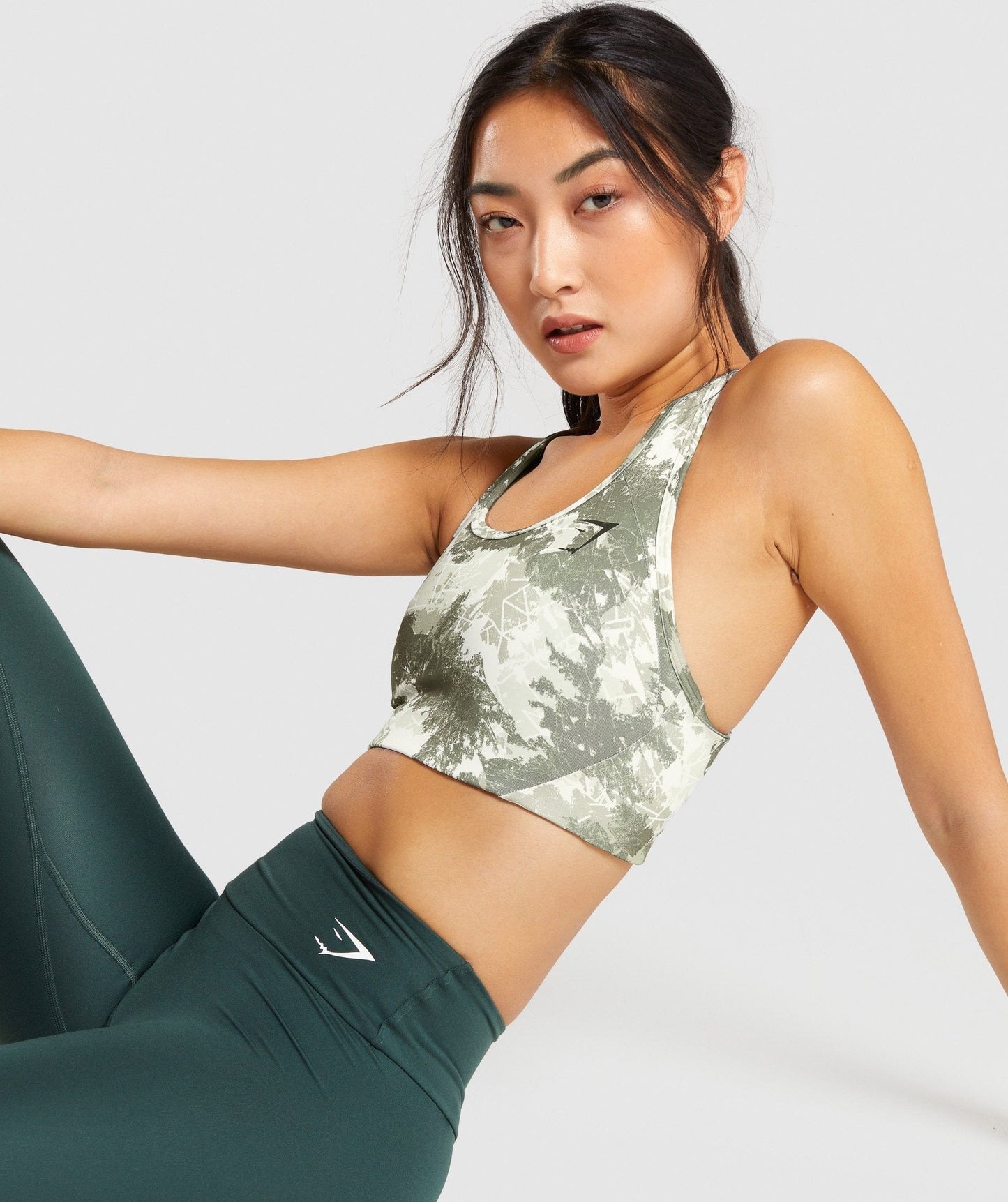 Gymshark Essential Racer Back Sports Bra - Light Green Camo Print