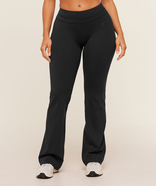 Gymshark Whitney Mid-High Rise Flared Leggings - Black