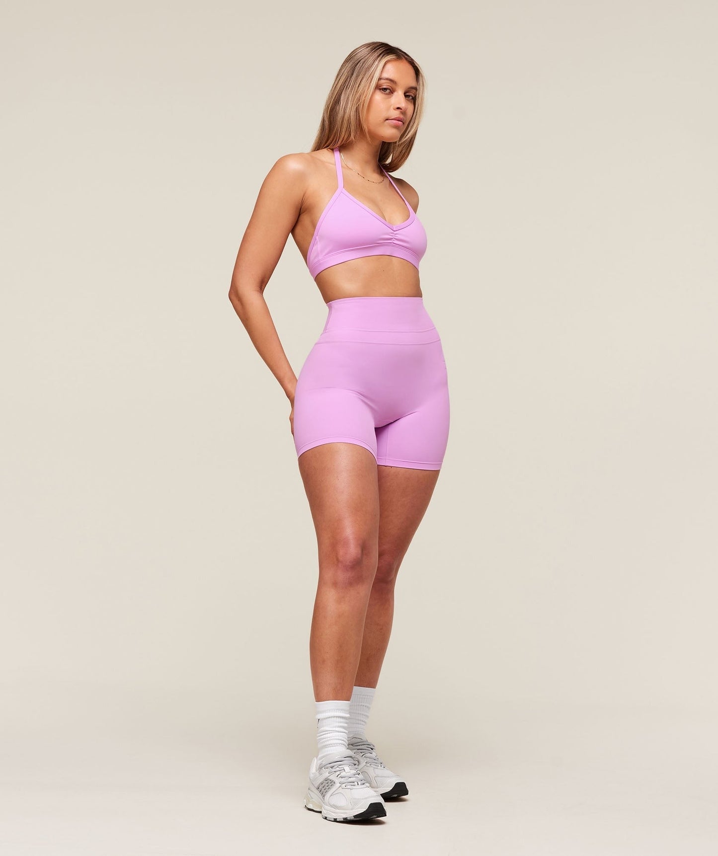 Gymshark Minimal Halterneck Sports Bra - Sour Pink