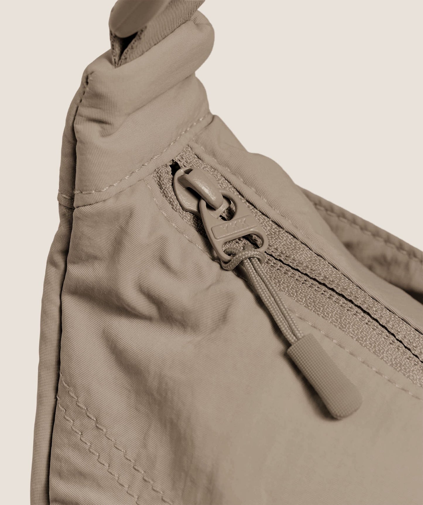 Gymshark Pleat Crossbody - Mushroom Grey