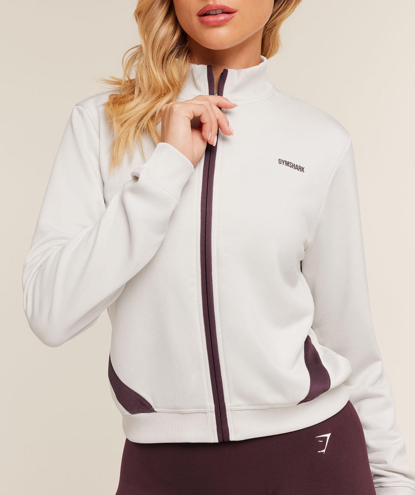 Gymshark Lightweight Tricot Zip Through Jacket - Tinted White/Cherry Purple