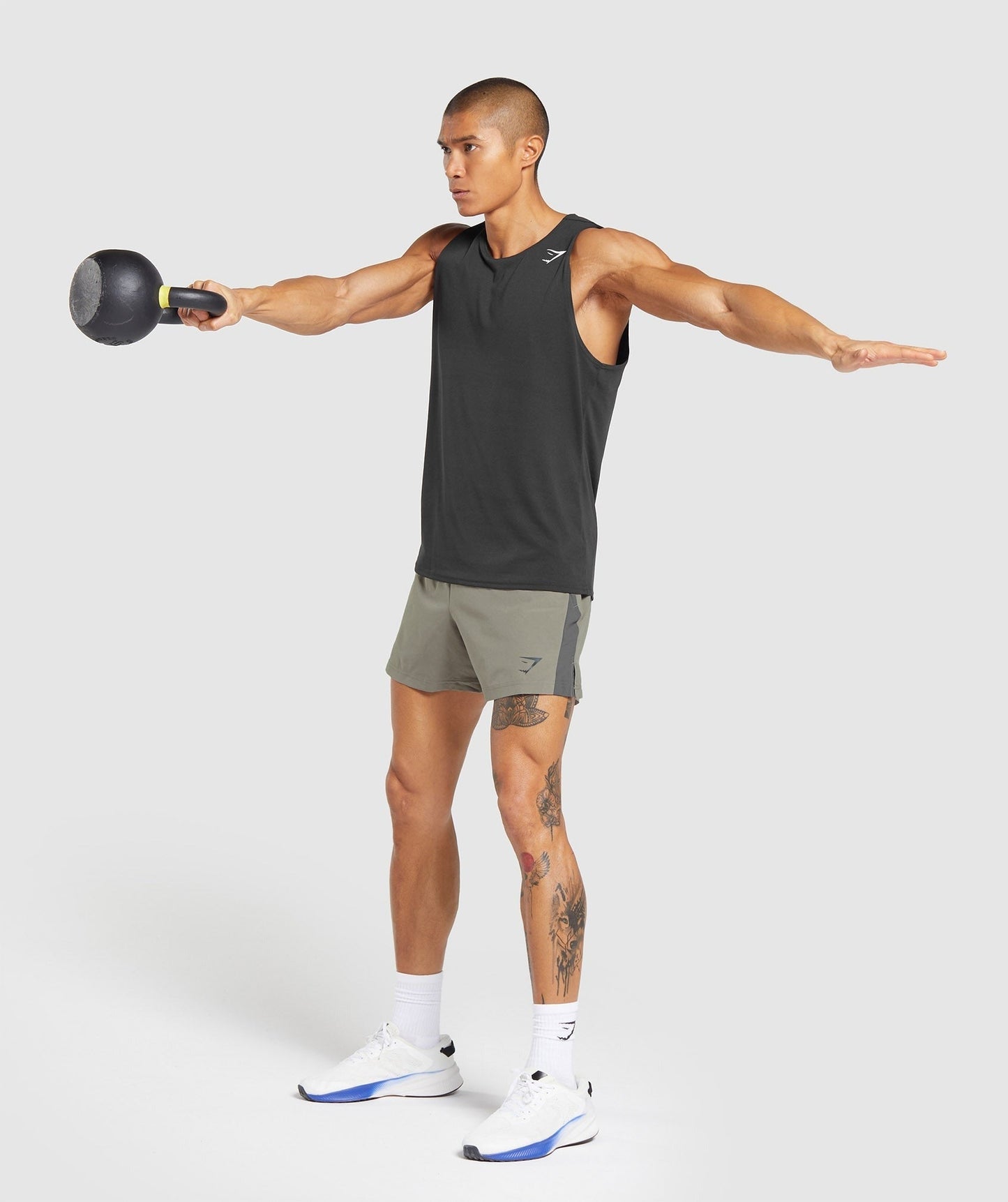 Gymshark Sport 5" Short - Linen Brown/Dark Grey