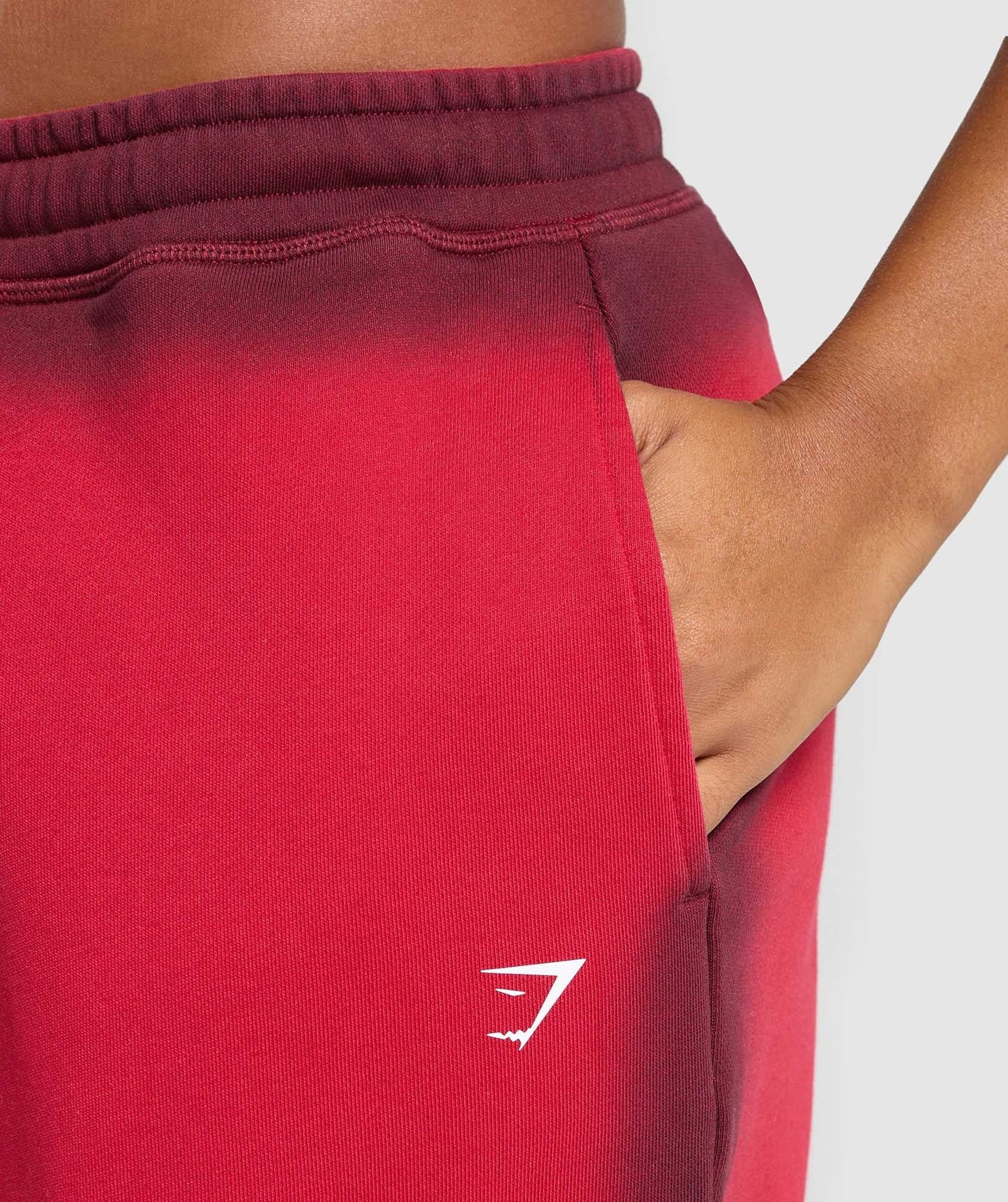 Gymshark Gains Washed Loopback Joggers - Red