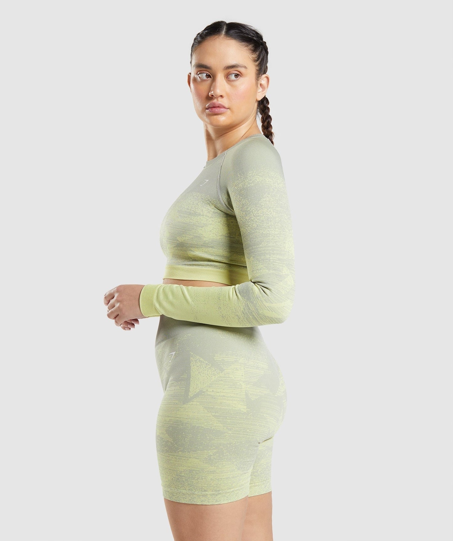 Gymshark Adapt Ombre Crop Top - Triangle | Taupe Grey Print