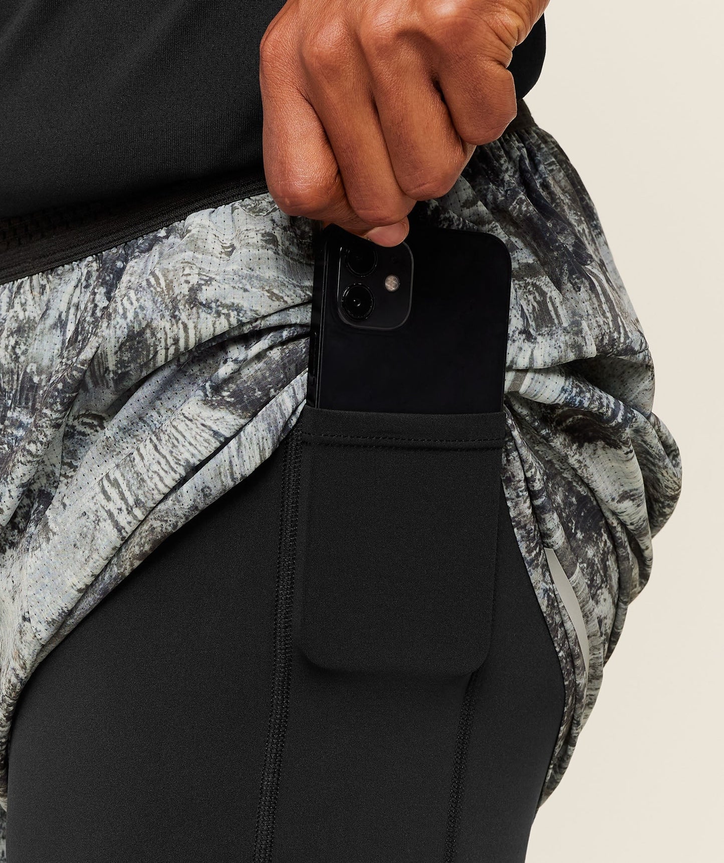 Gymshark Running 4" 2in1 Shorts - Dark Grey / Black