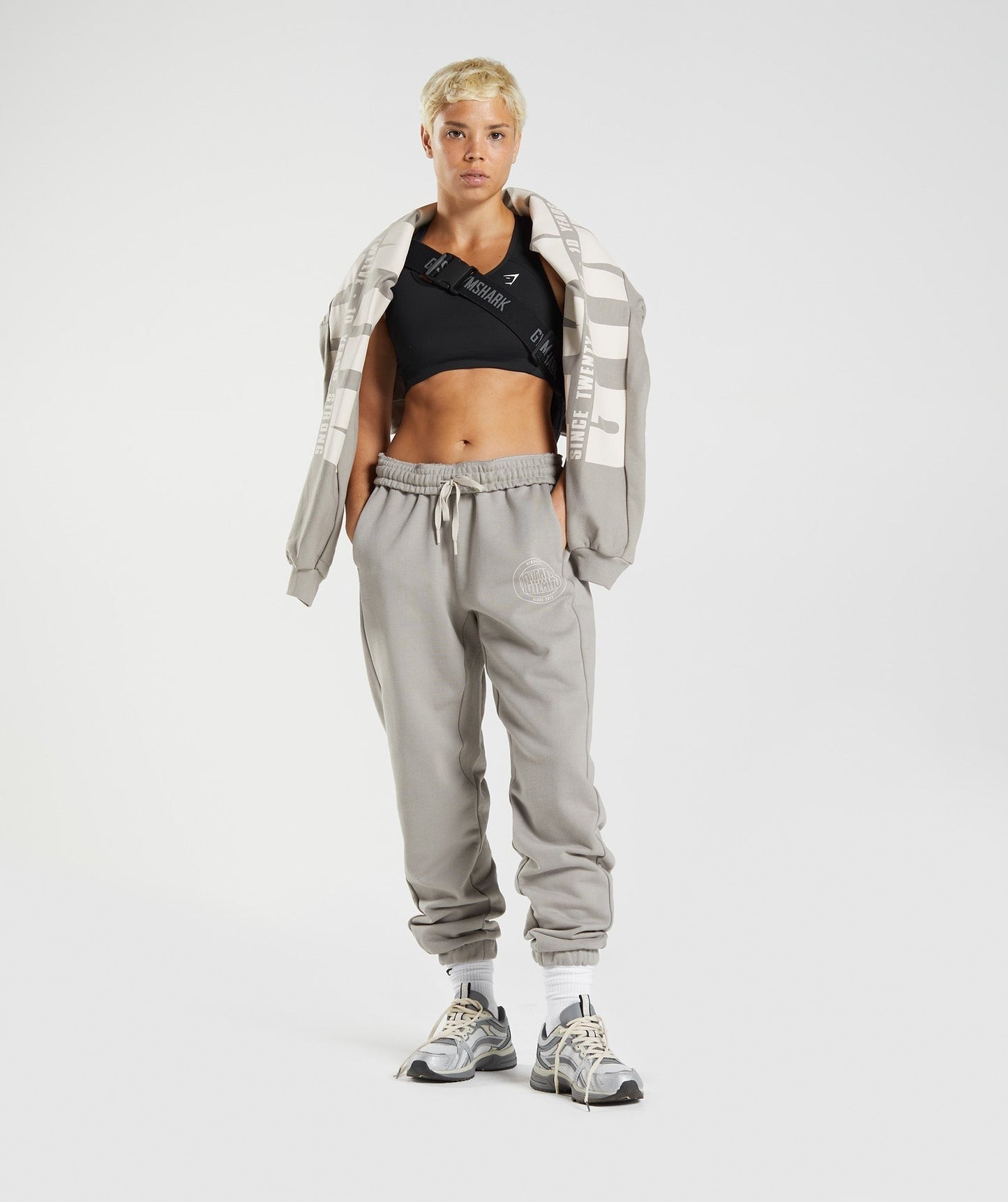 Gymshark GS10 Year Joggers - Ecru Brown