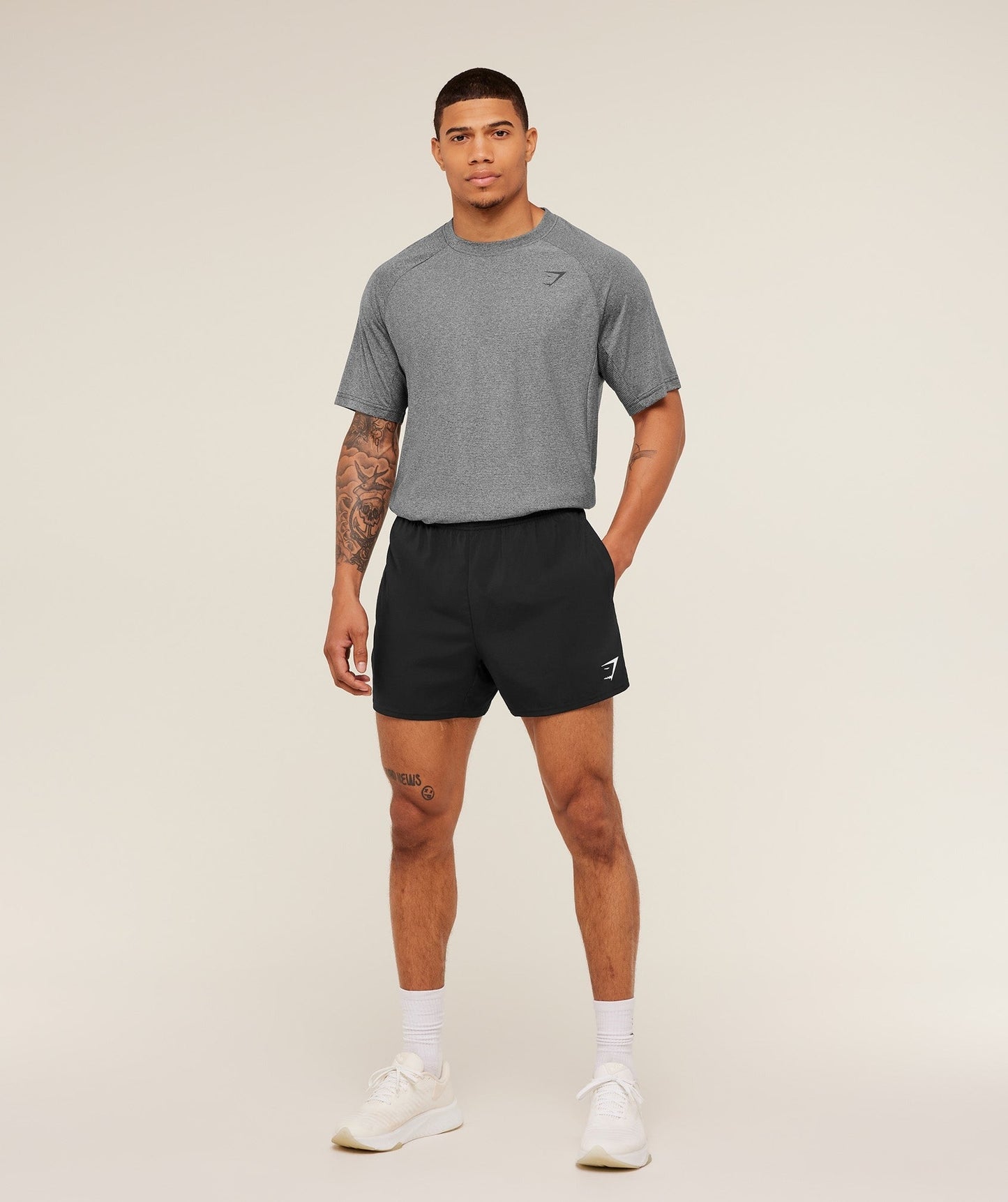 Gymshark Weekend T-Shirt - Black/Grey